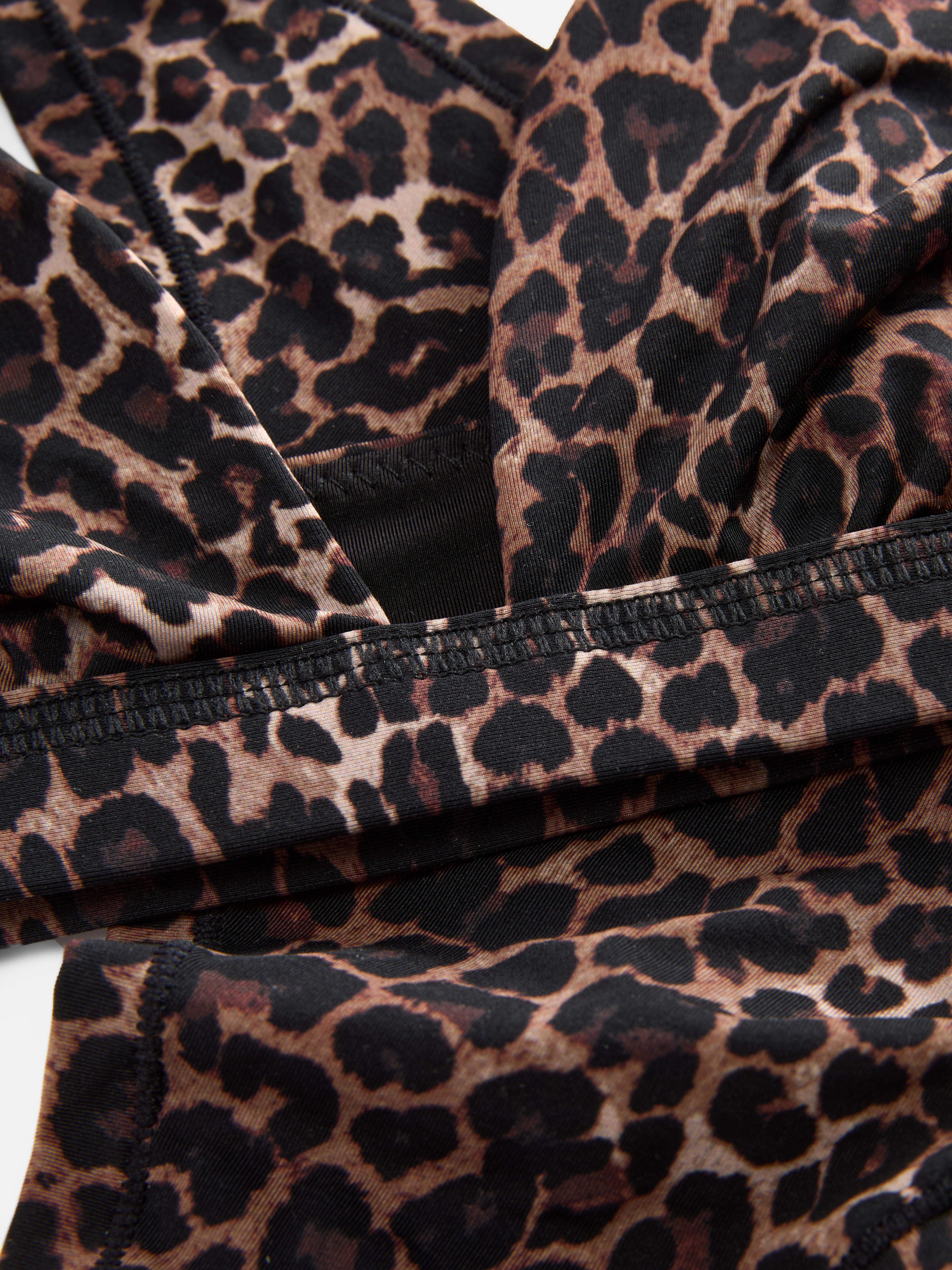 Set de ropa interior de triángulos de leopardo