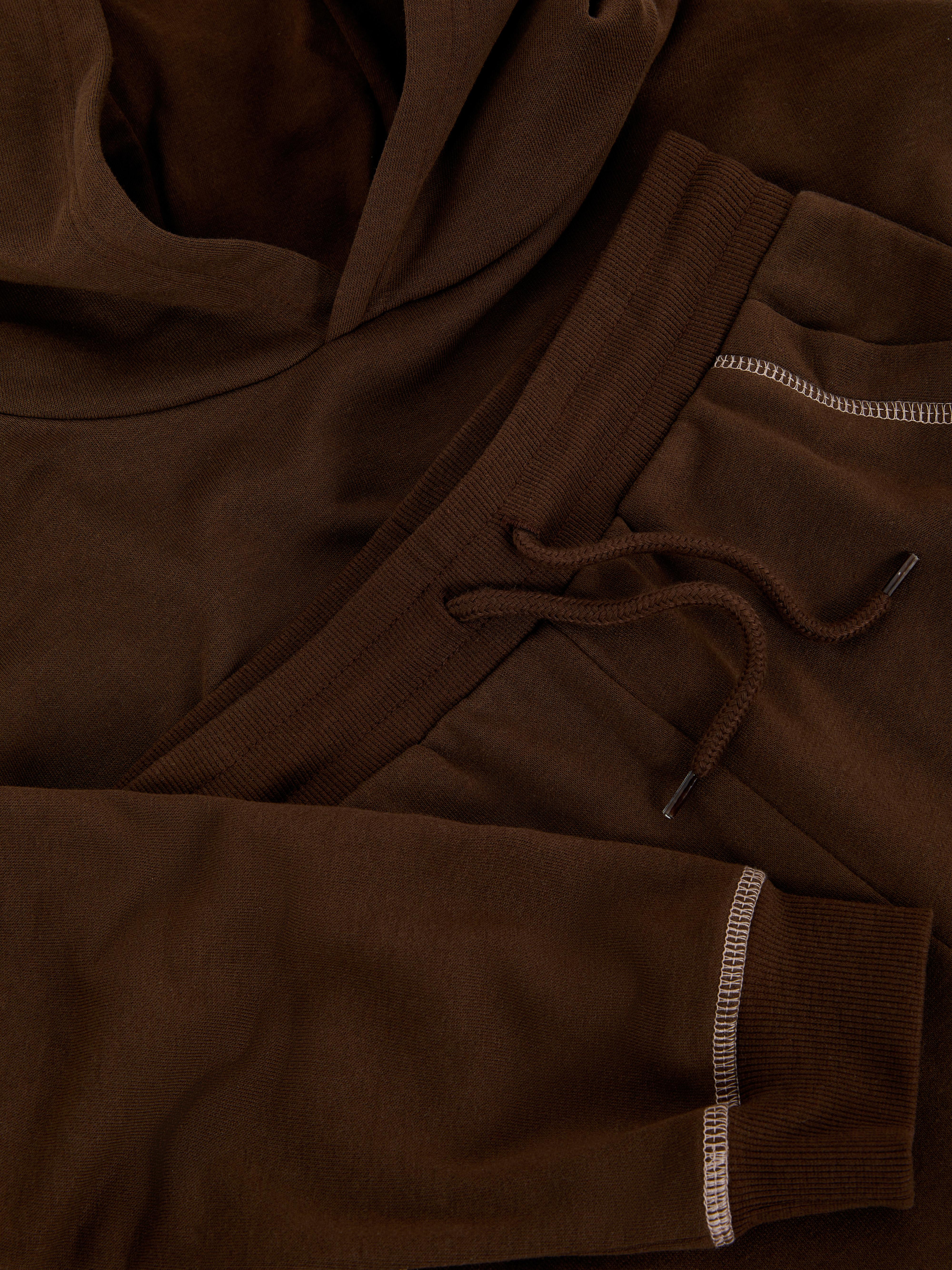 Set de sudadera y joggers con bajos ajustados