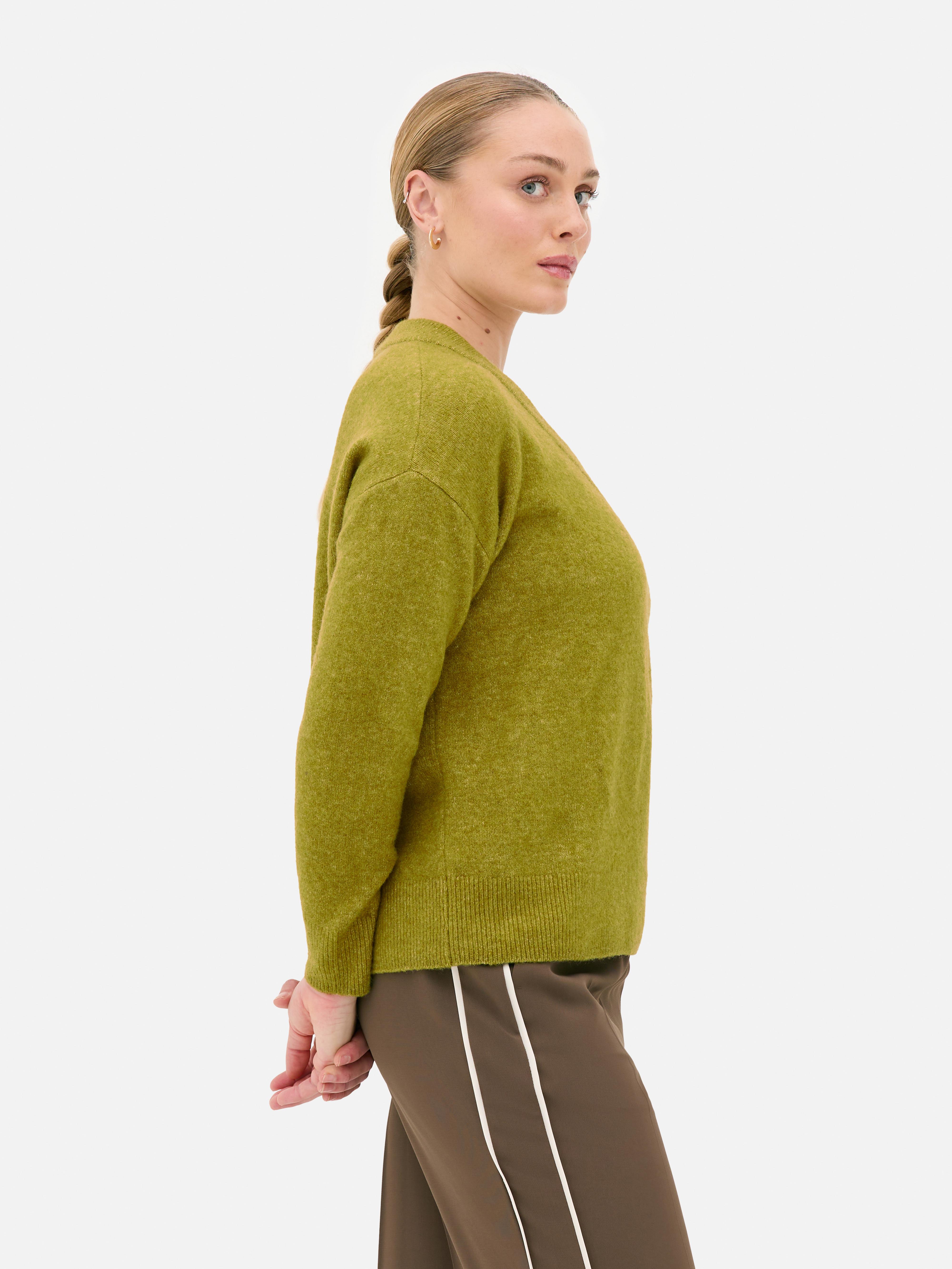 V-Neck Jumper