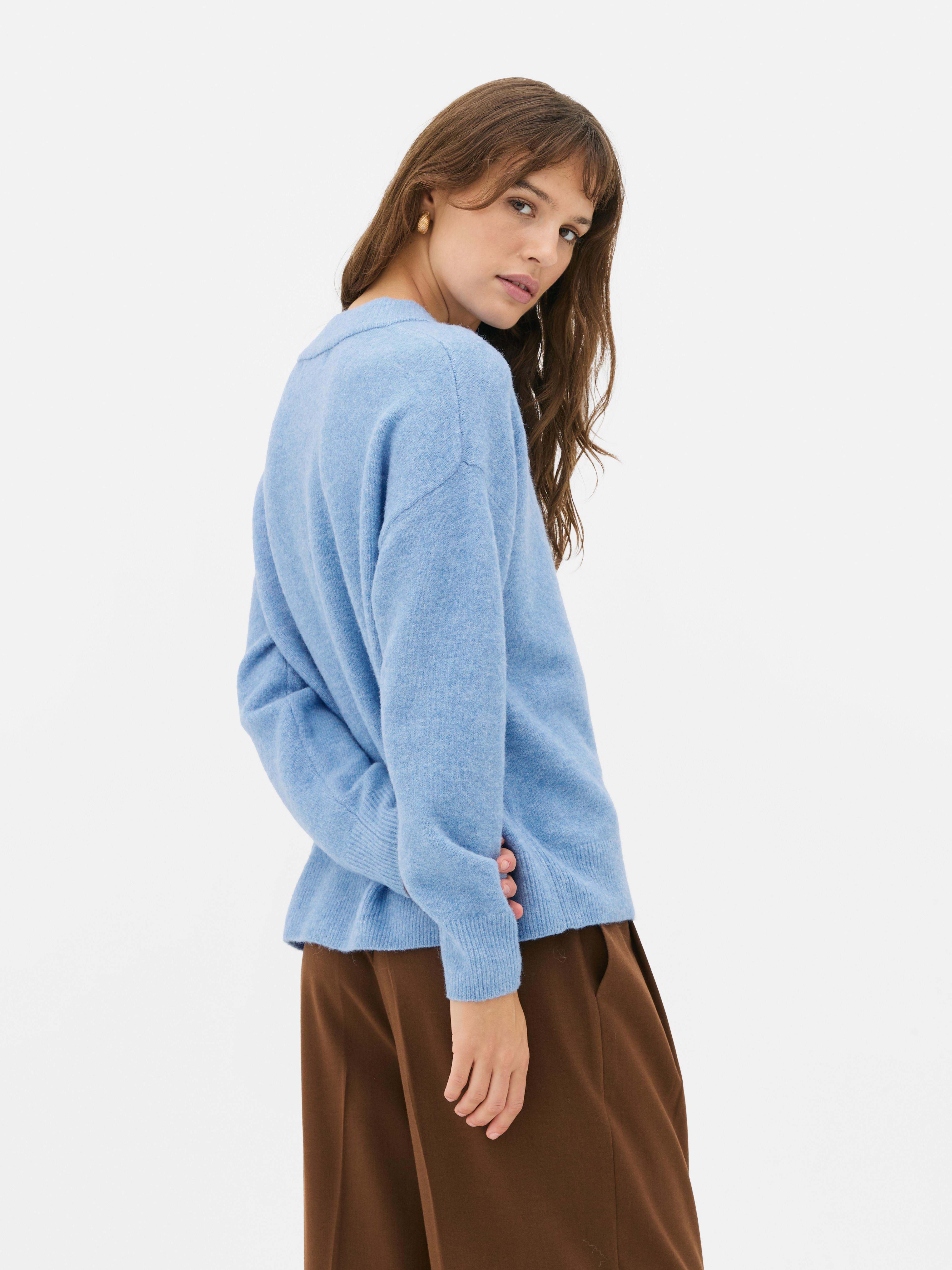 V-Neck Jumper