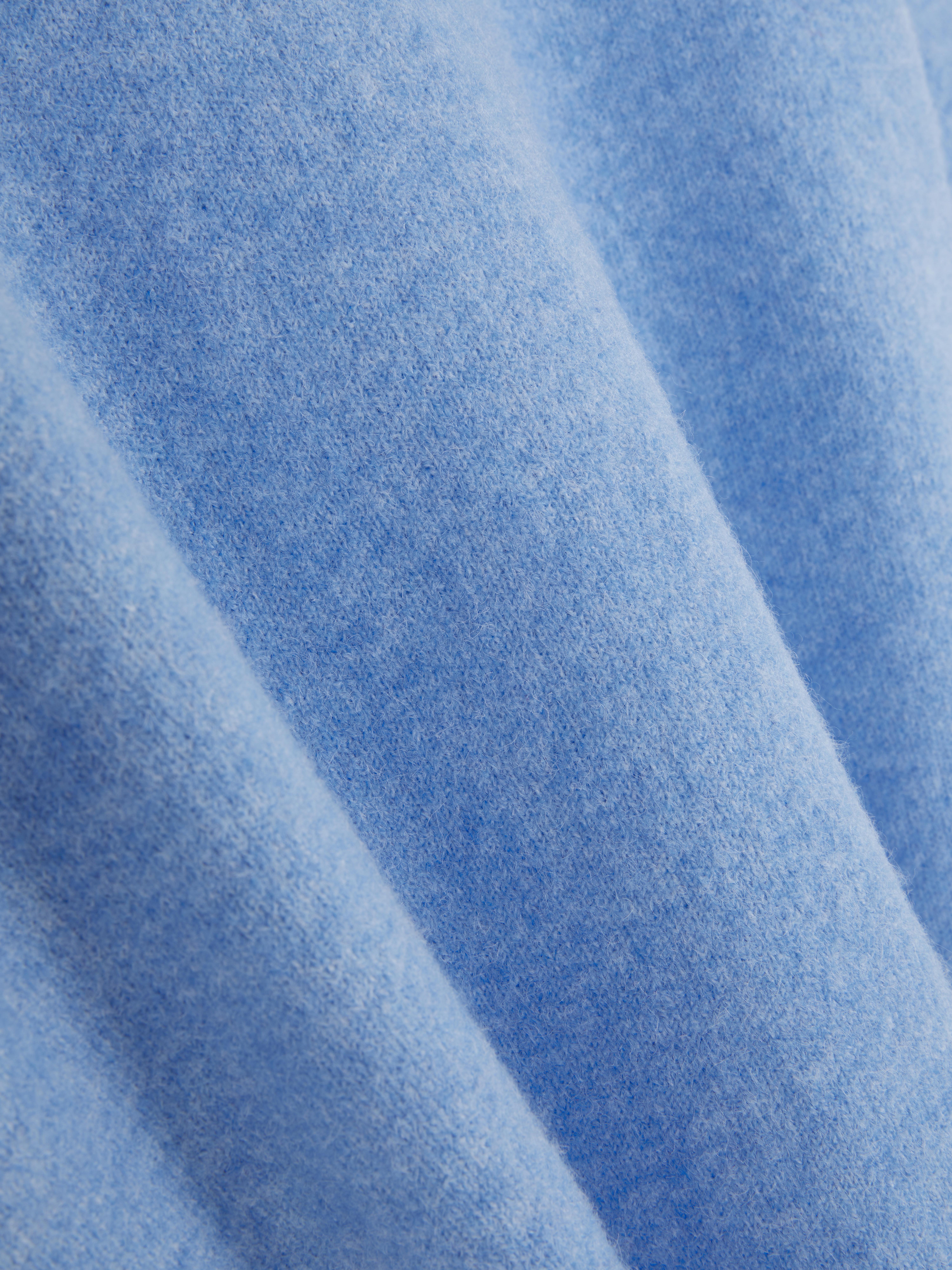 V-Neck Jumper