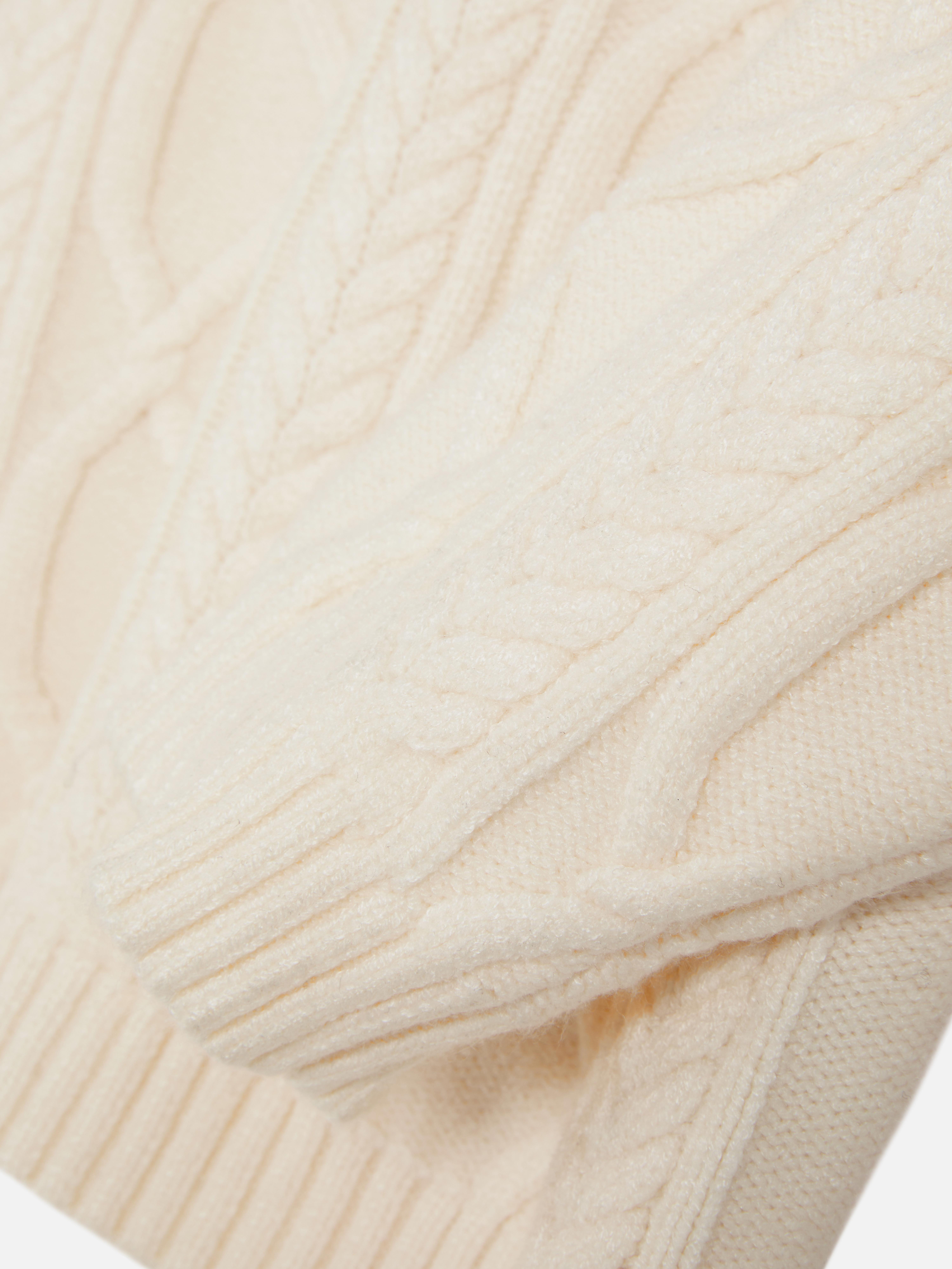 Maglione in maglia a trecce in stile college