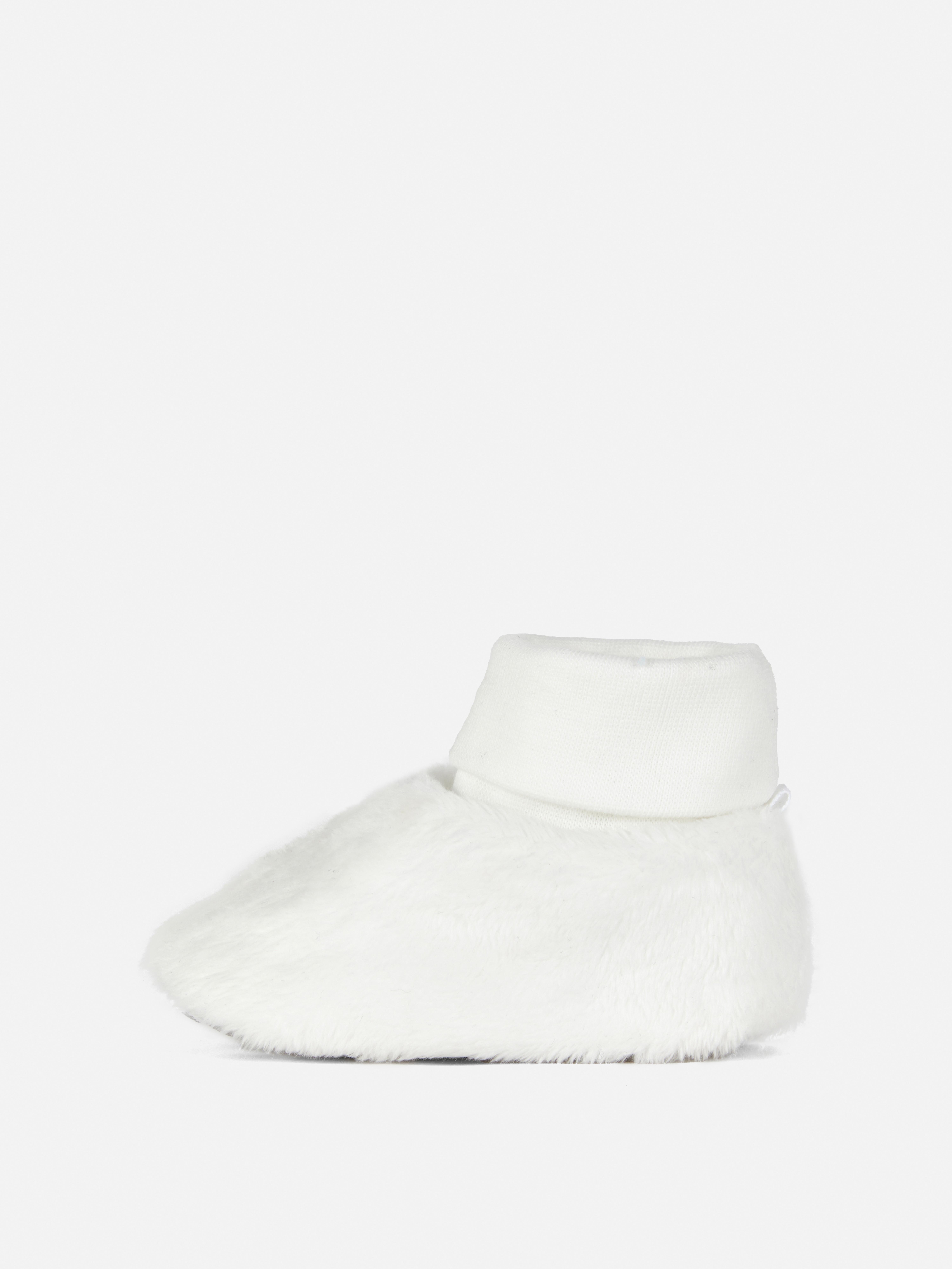 Socken-Slipper mit Bär