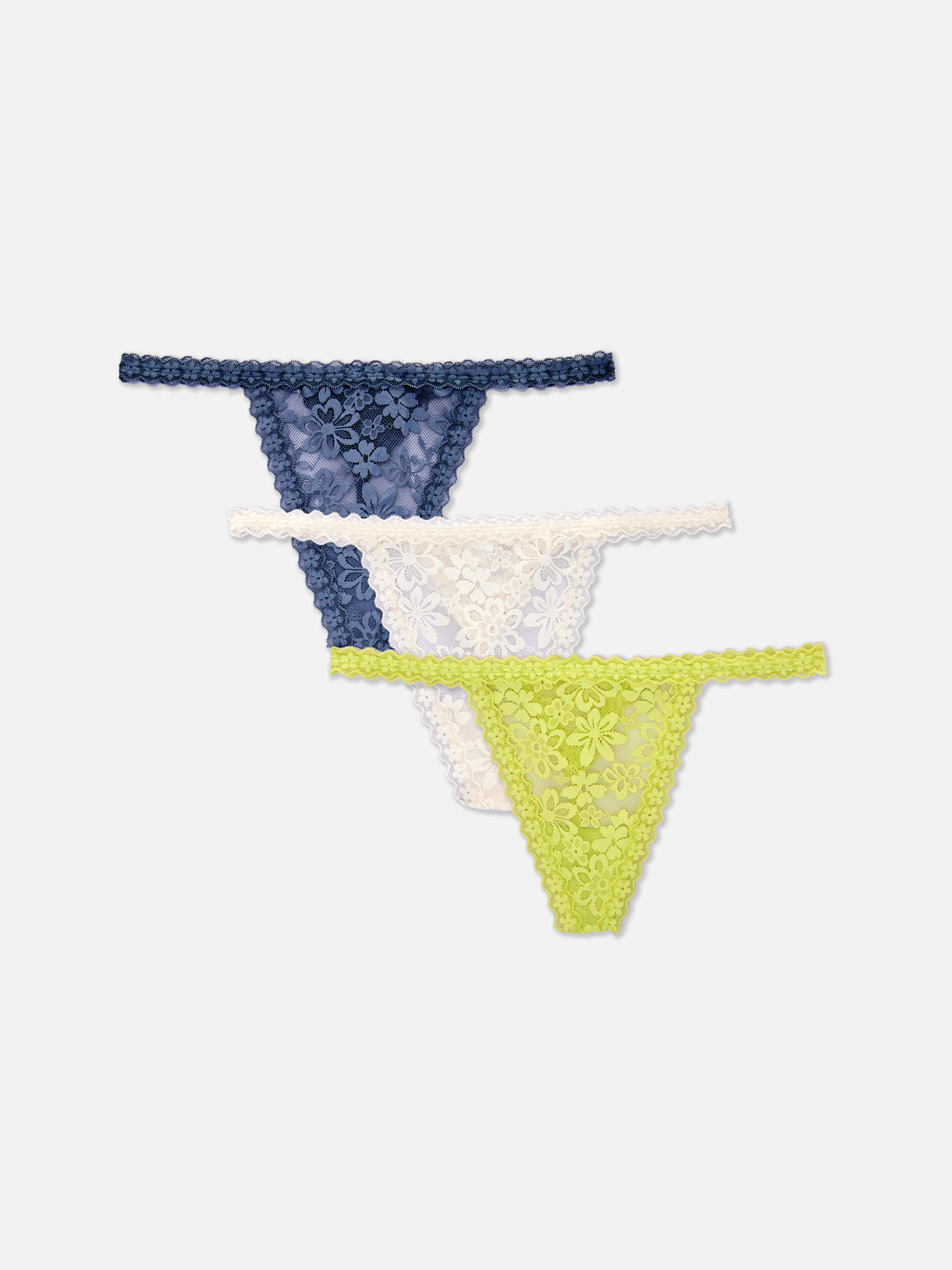 Koronkowe stringi, 3 pary