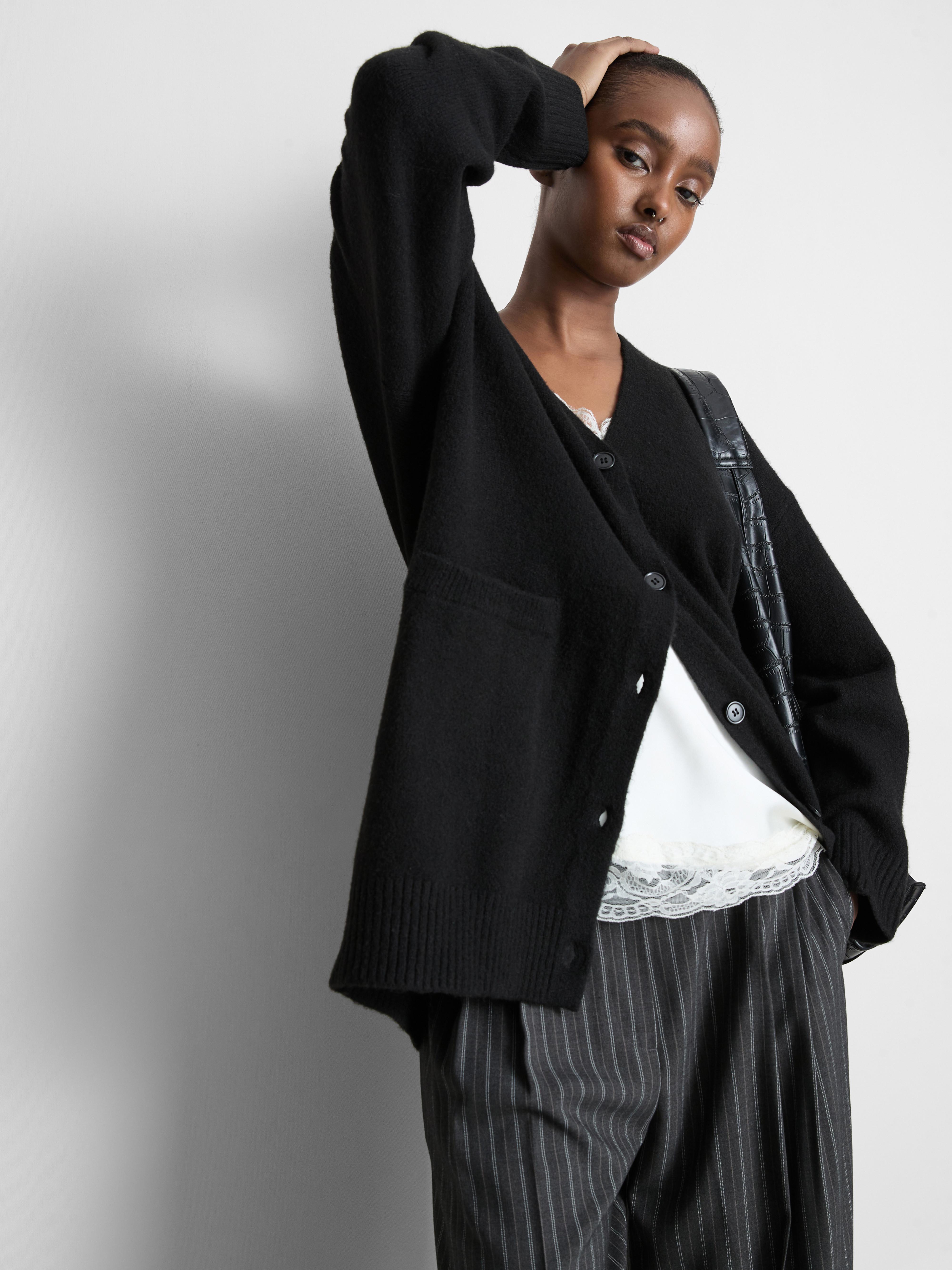 Langer Cardigan mit Streifen