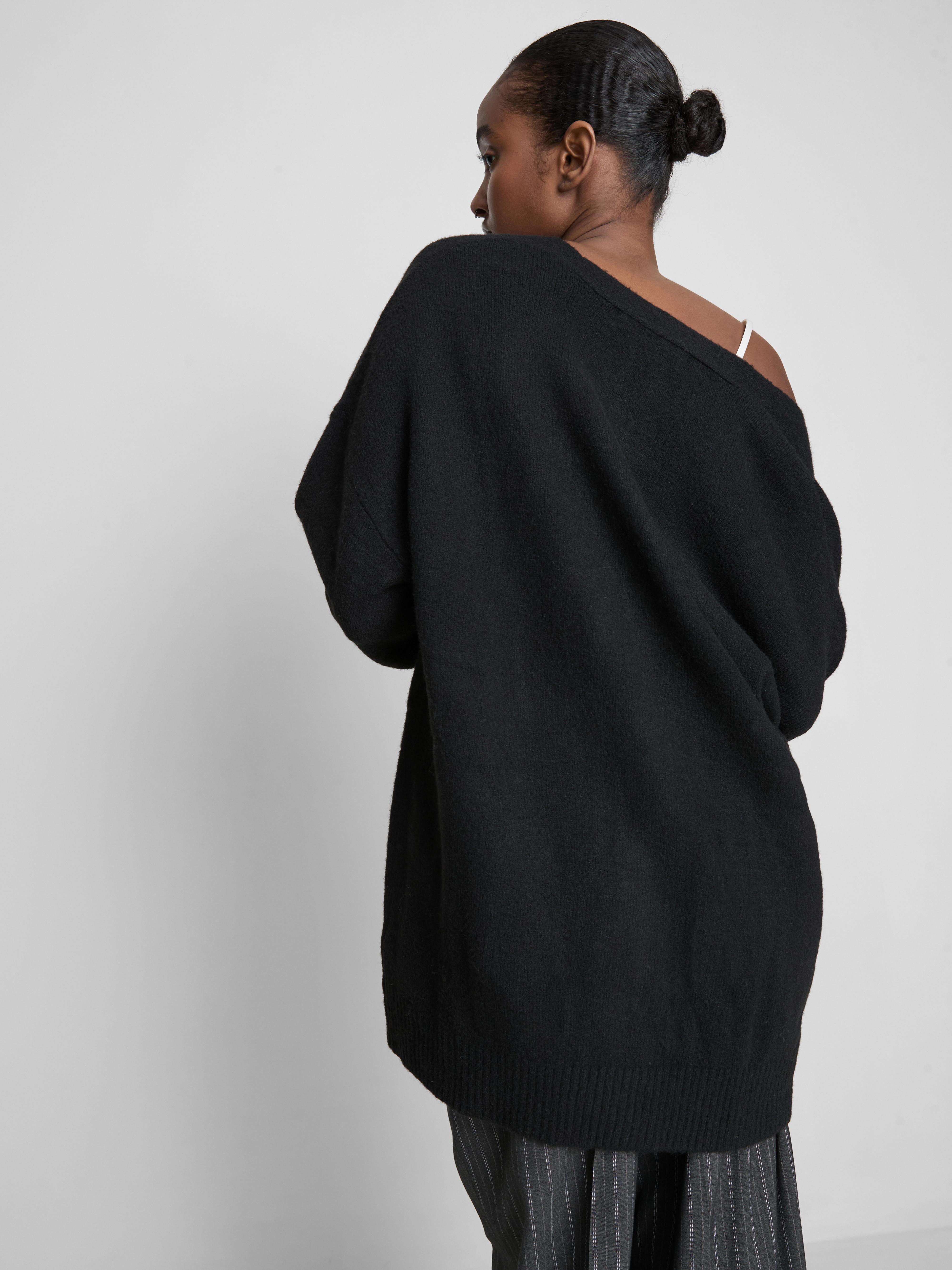 Langer Cardigan mit Streifen