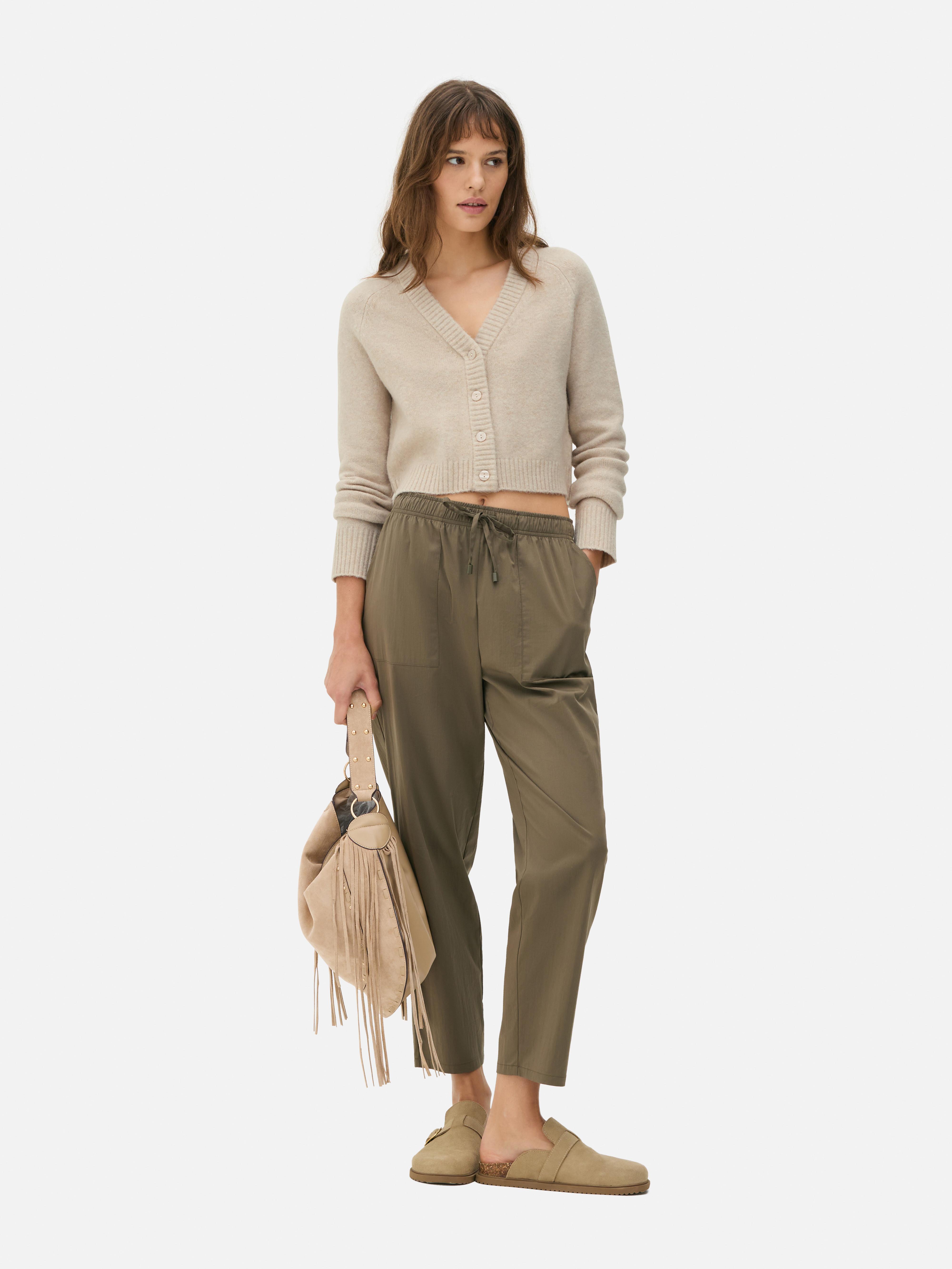 Cropped V-Neck Cardigan