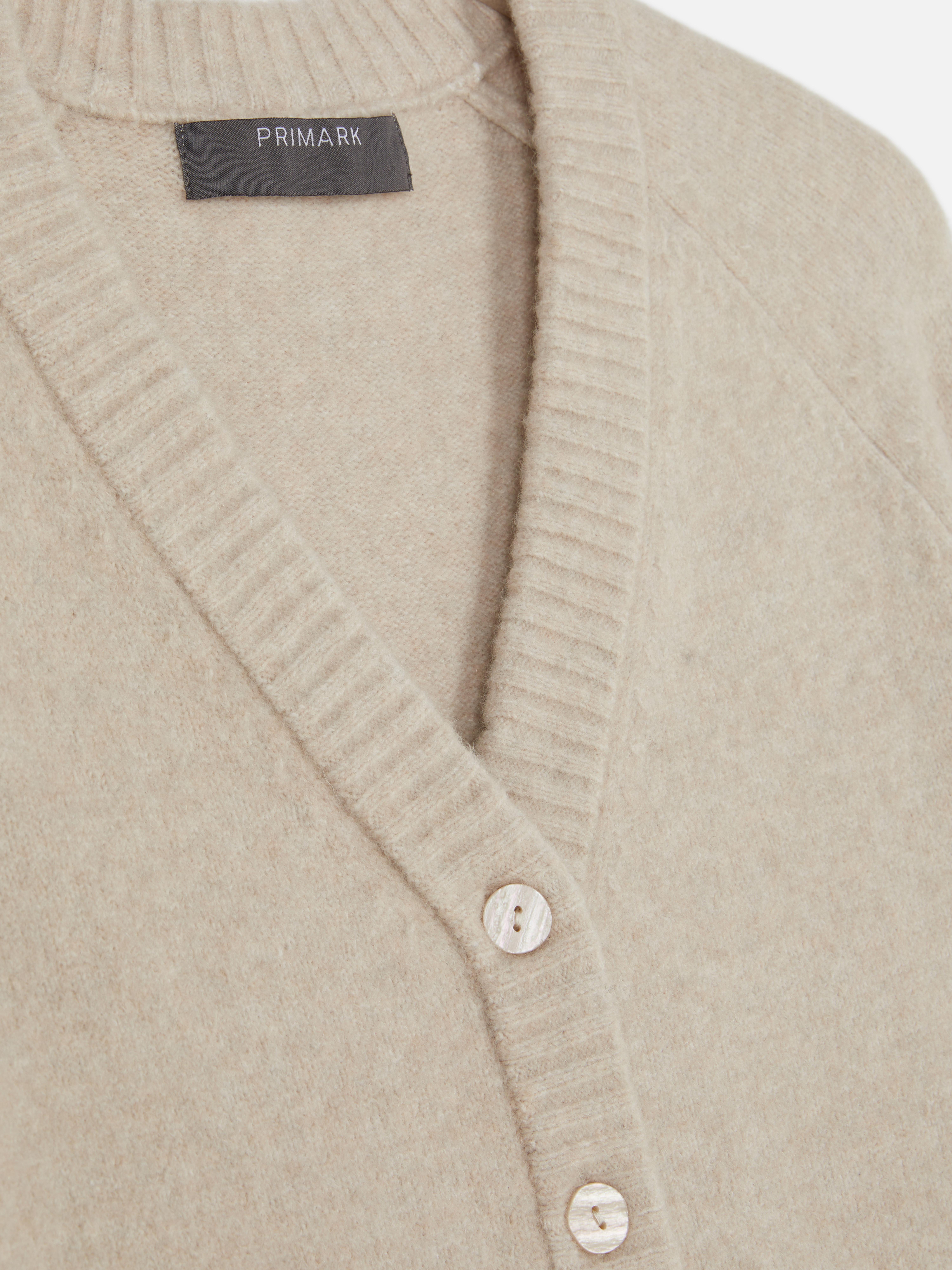 Cropped V-Neck Cardigan