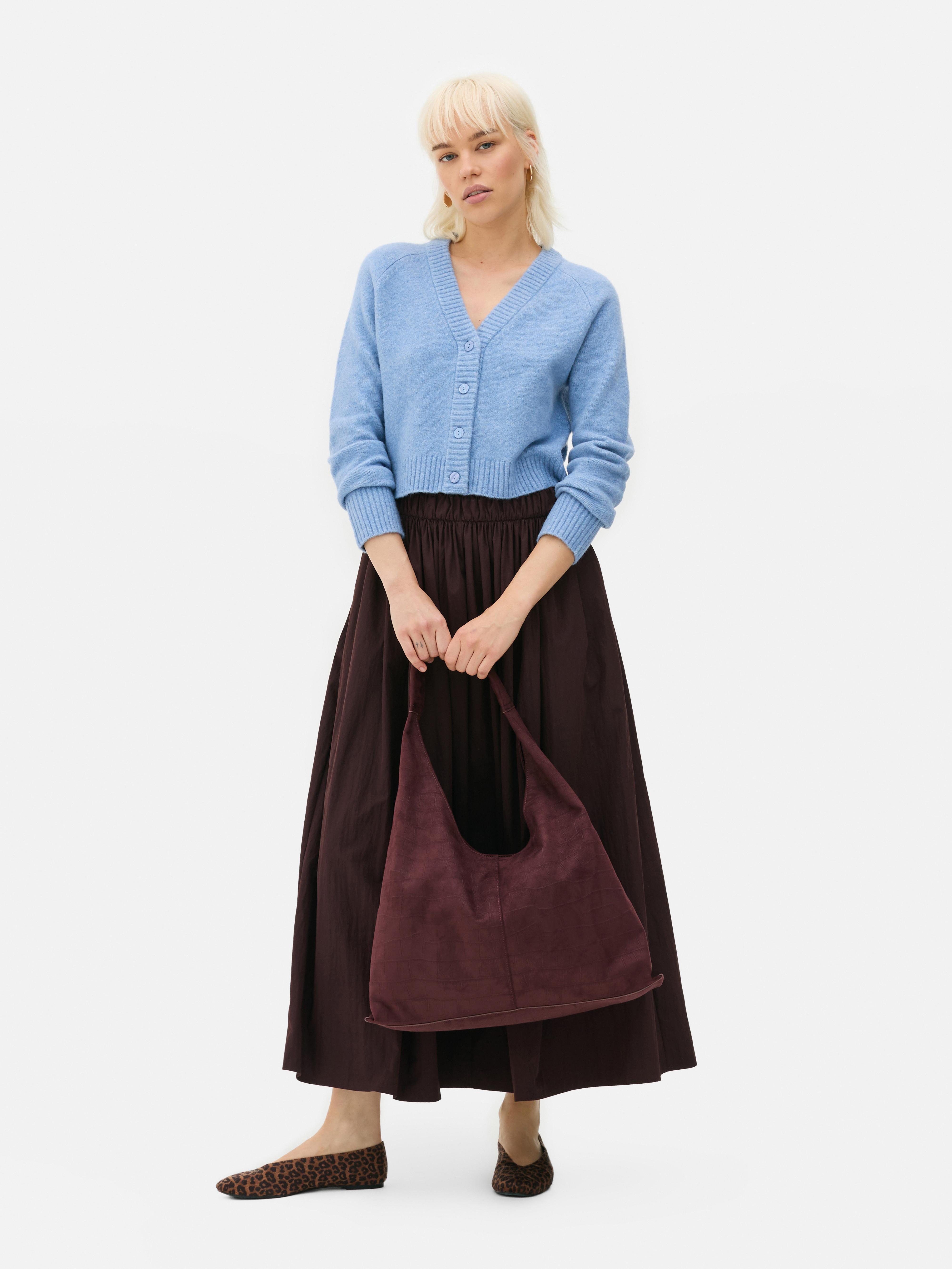 Kurzer Cardigan mit V-Ausschnitt