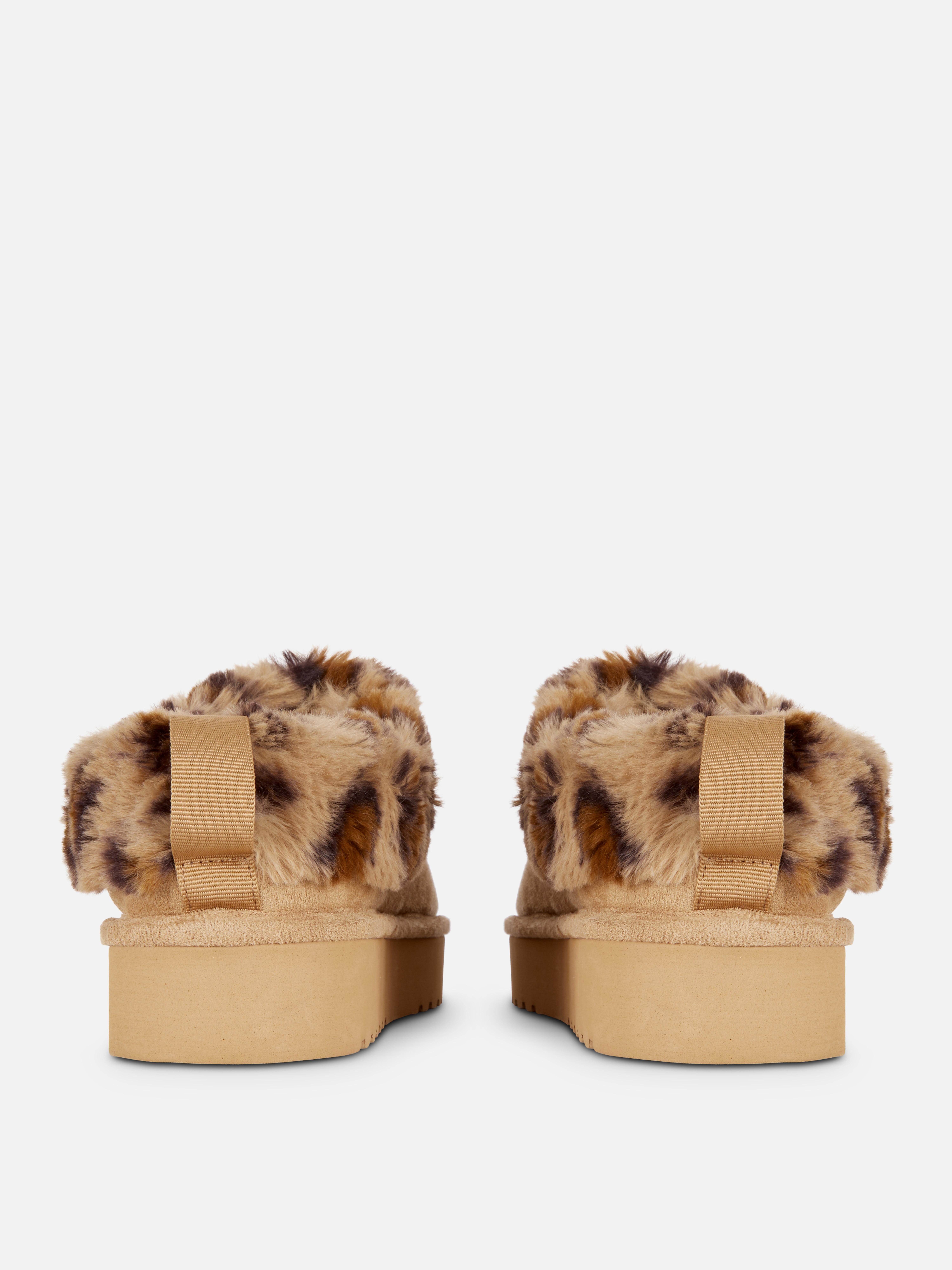 Faux Fur Trim Clog Slippers