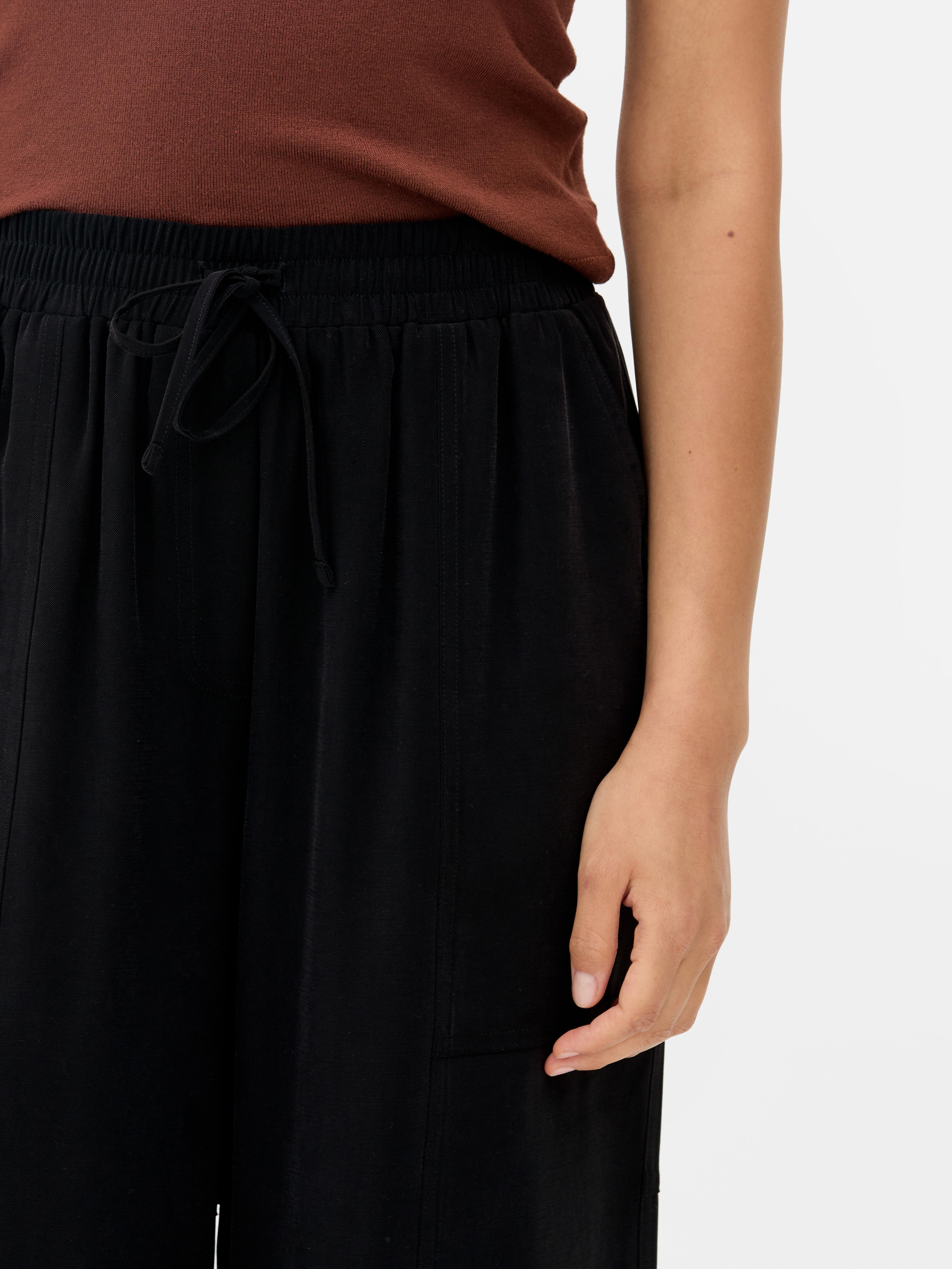 Relaxed Straight Leg Sweatpants