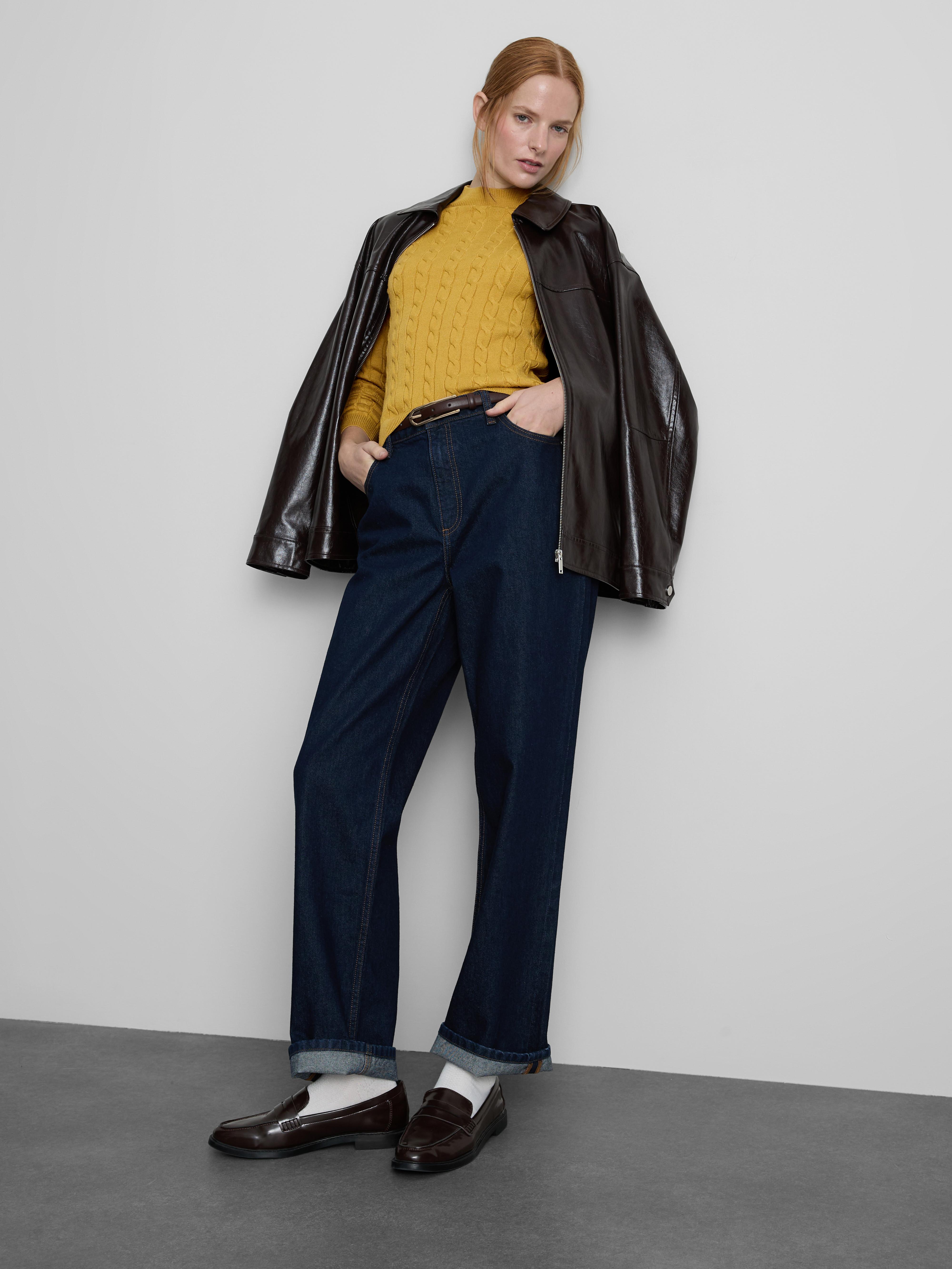 Pull torsadé à col roulé