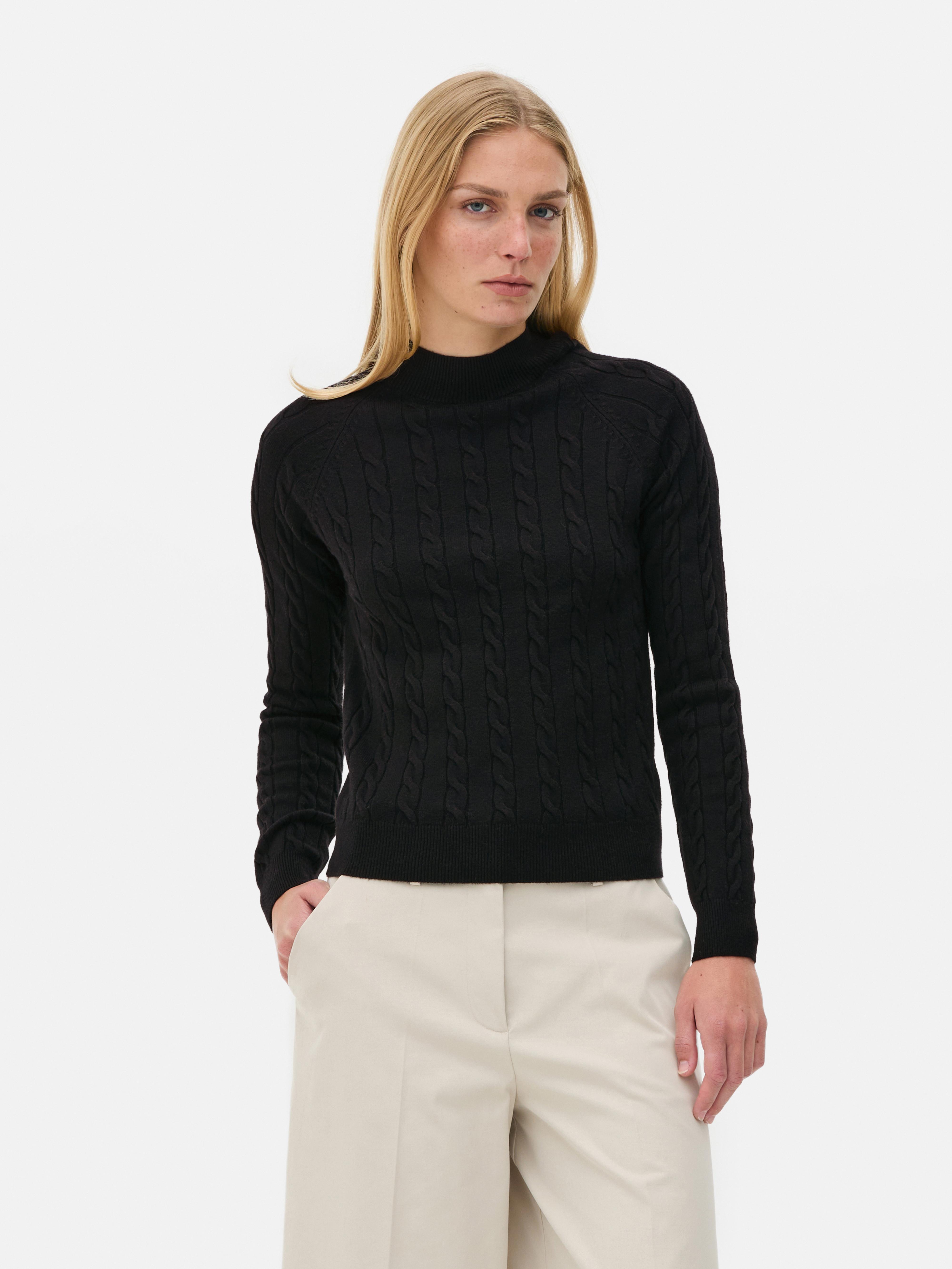 Pull torsadé à col roulé
