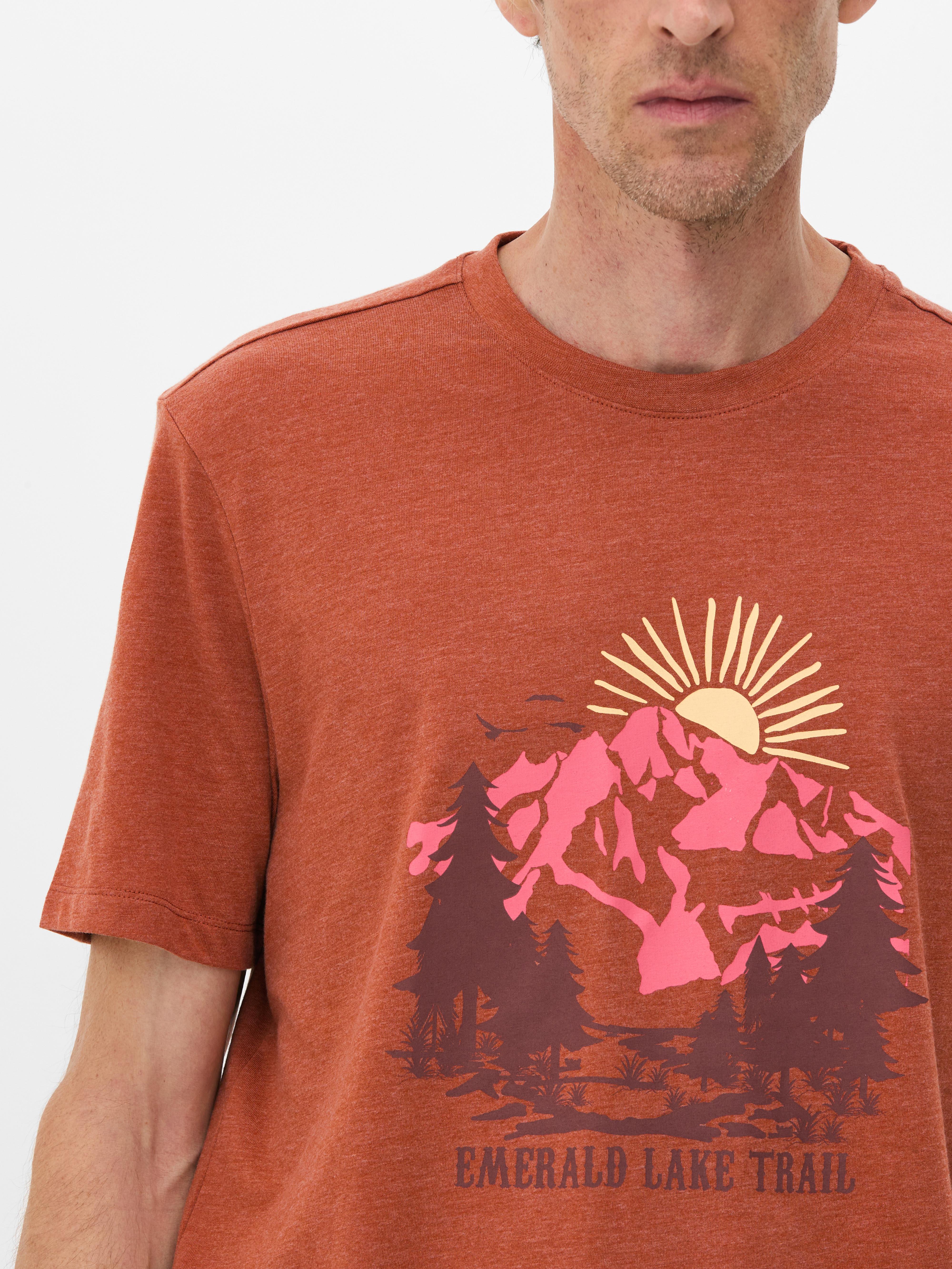 T-shirt z nadrukiem Emerald Lake Trail