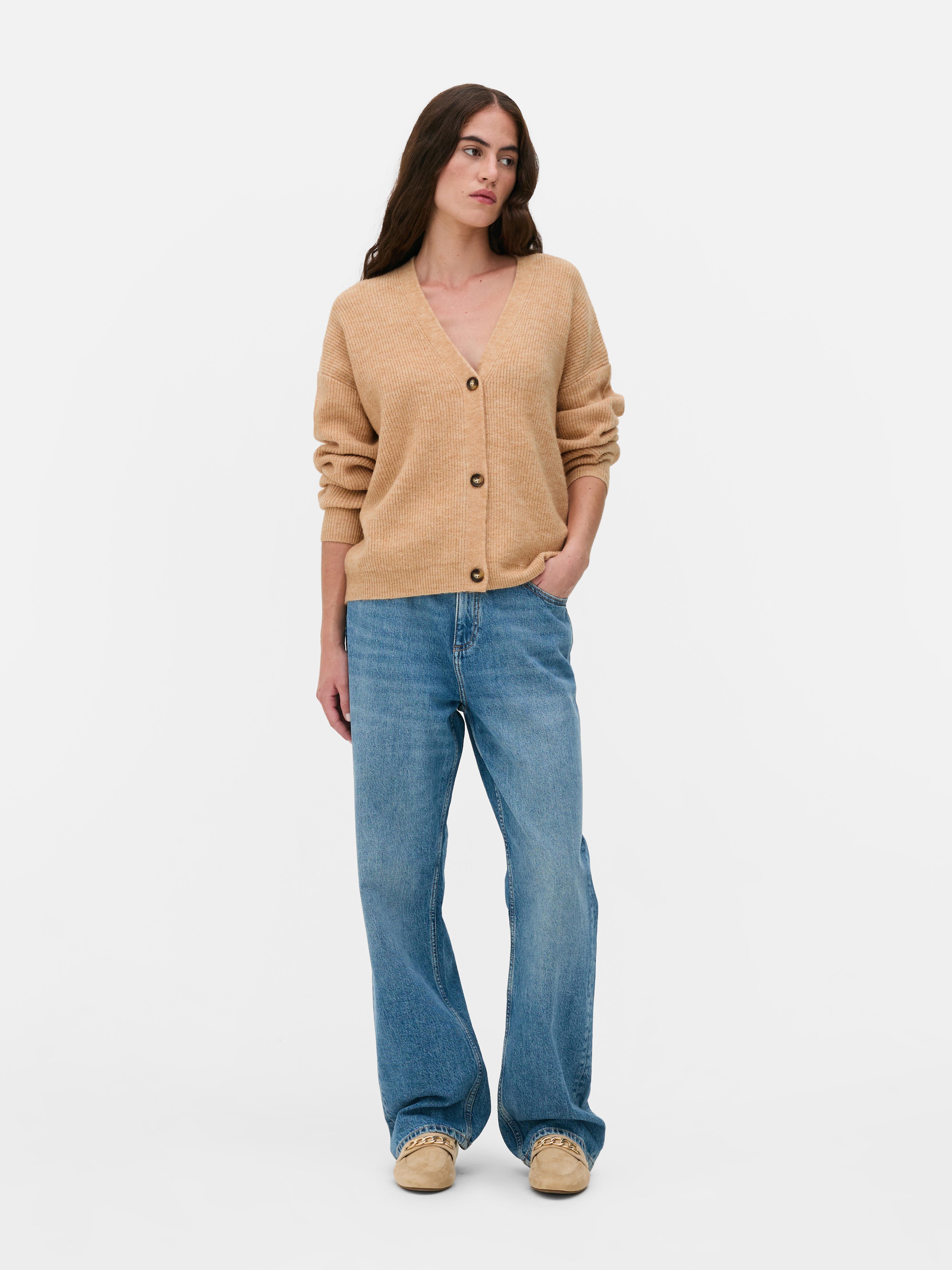 Essential V-Neck Cardigan Gold
