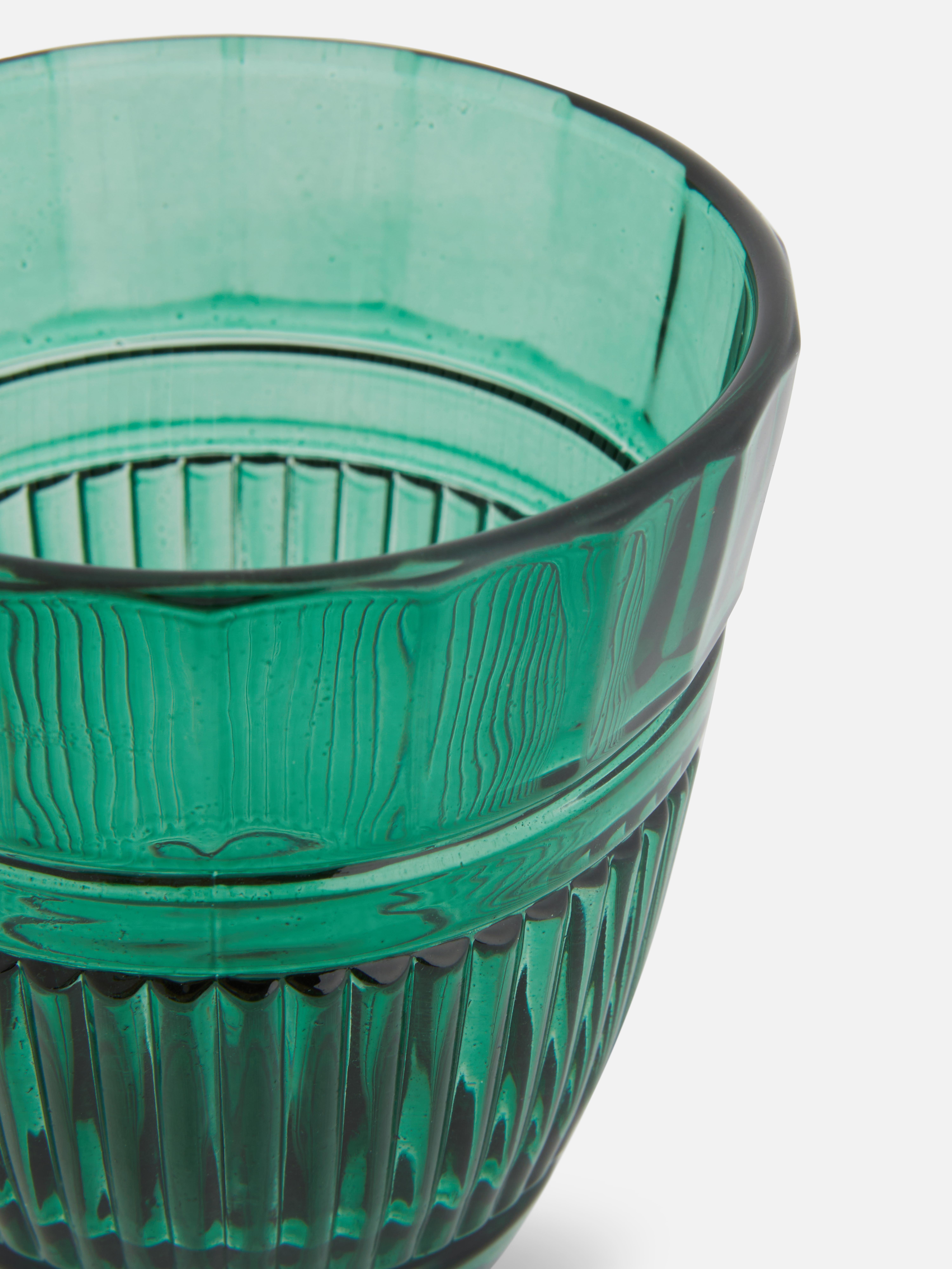 Beker met reliëfstructuur