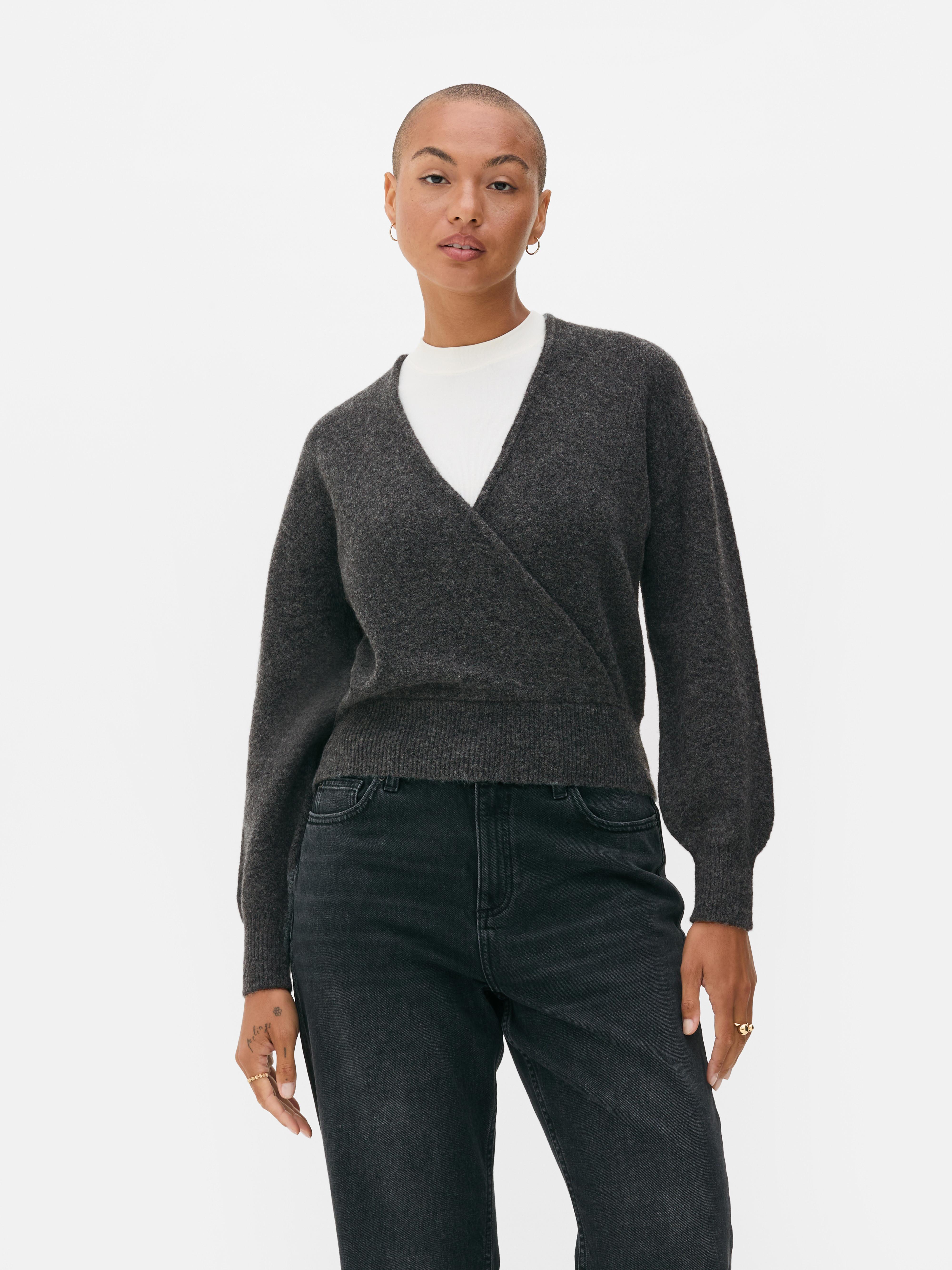 Pull cache-cœur à col en V