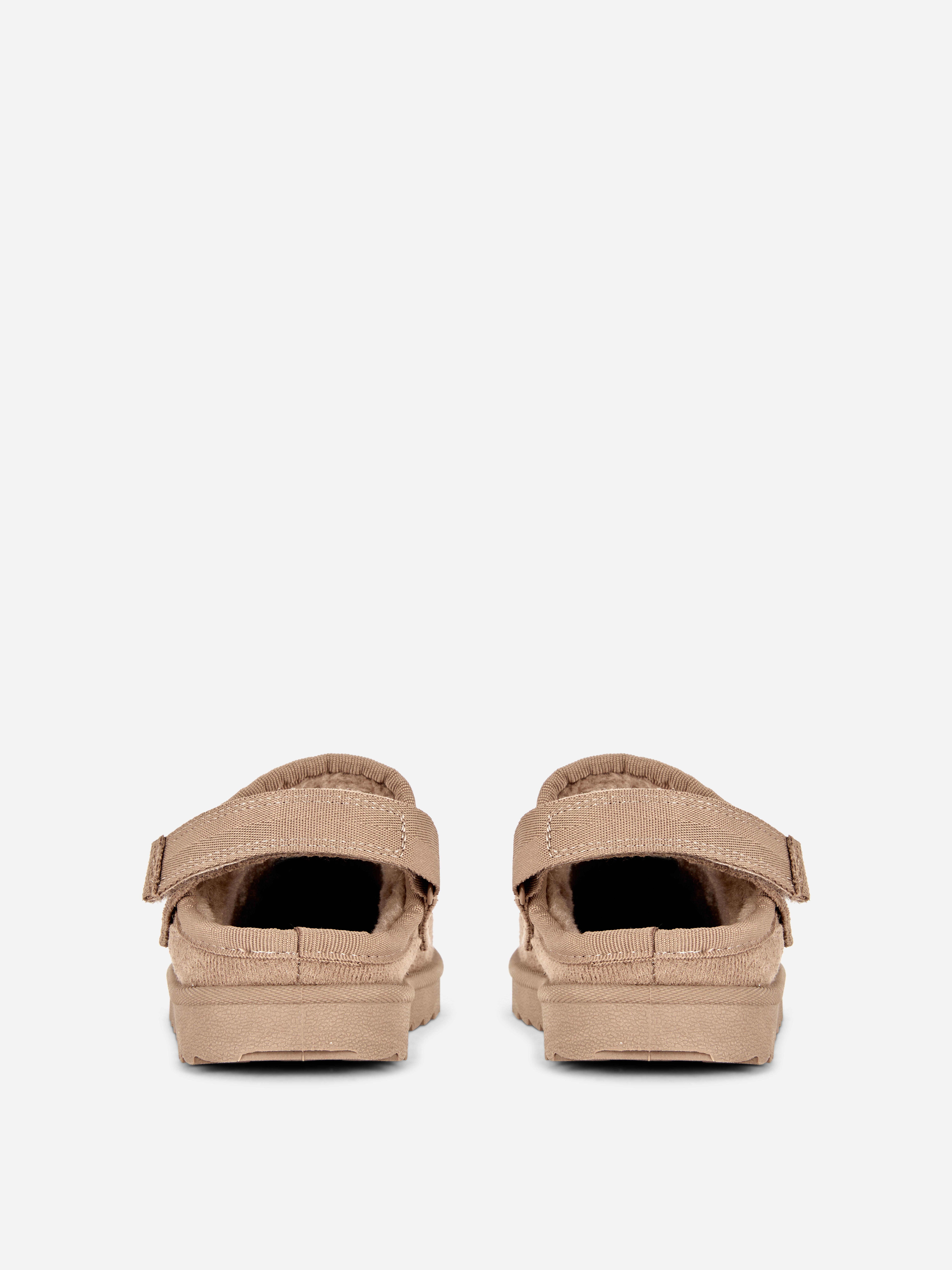 Chaussons à talon ouvert