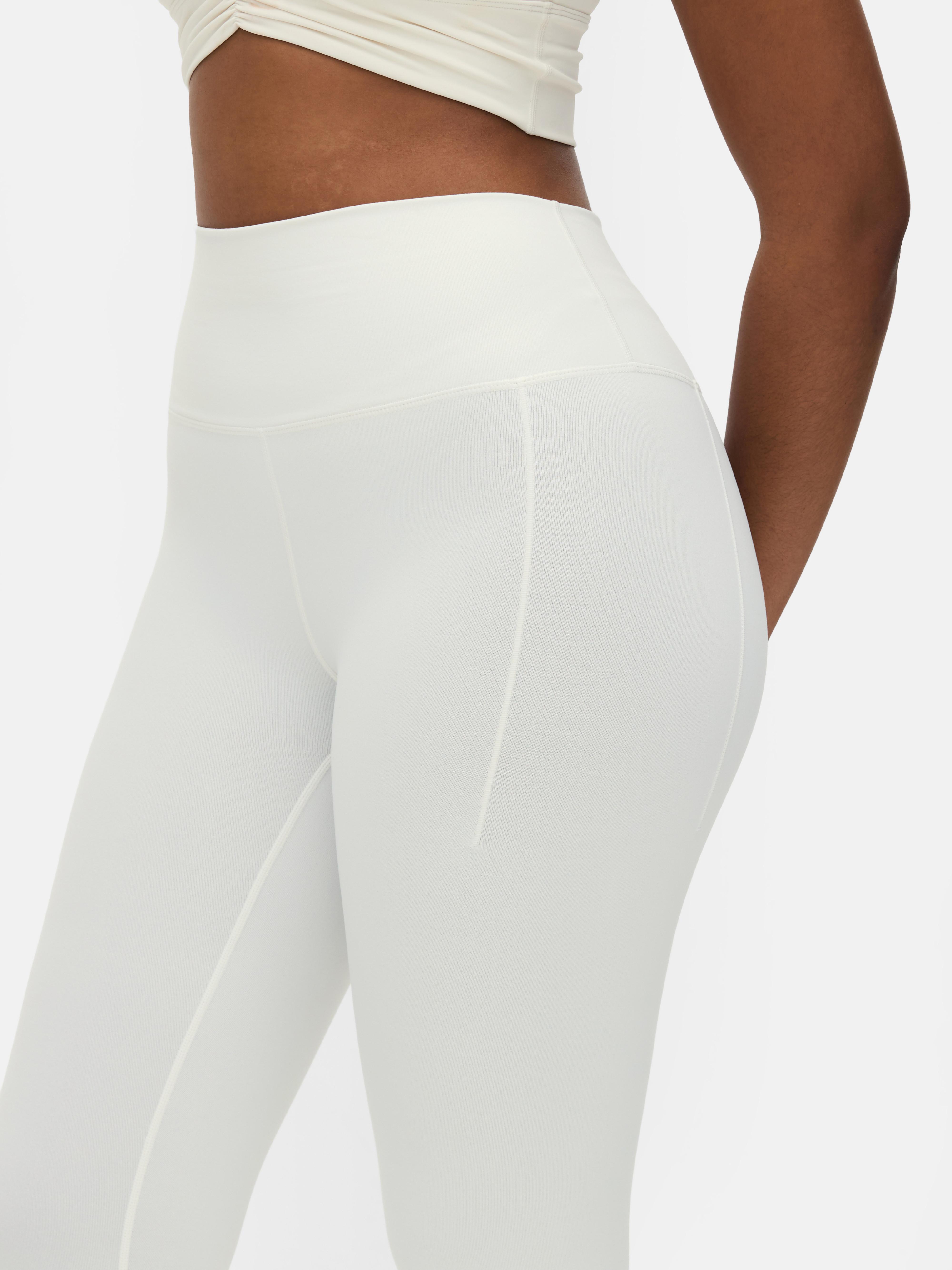 Performance-Leggings mit freiliegender Naht