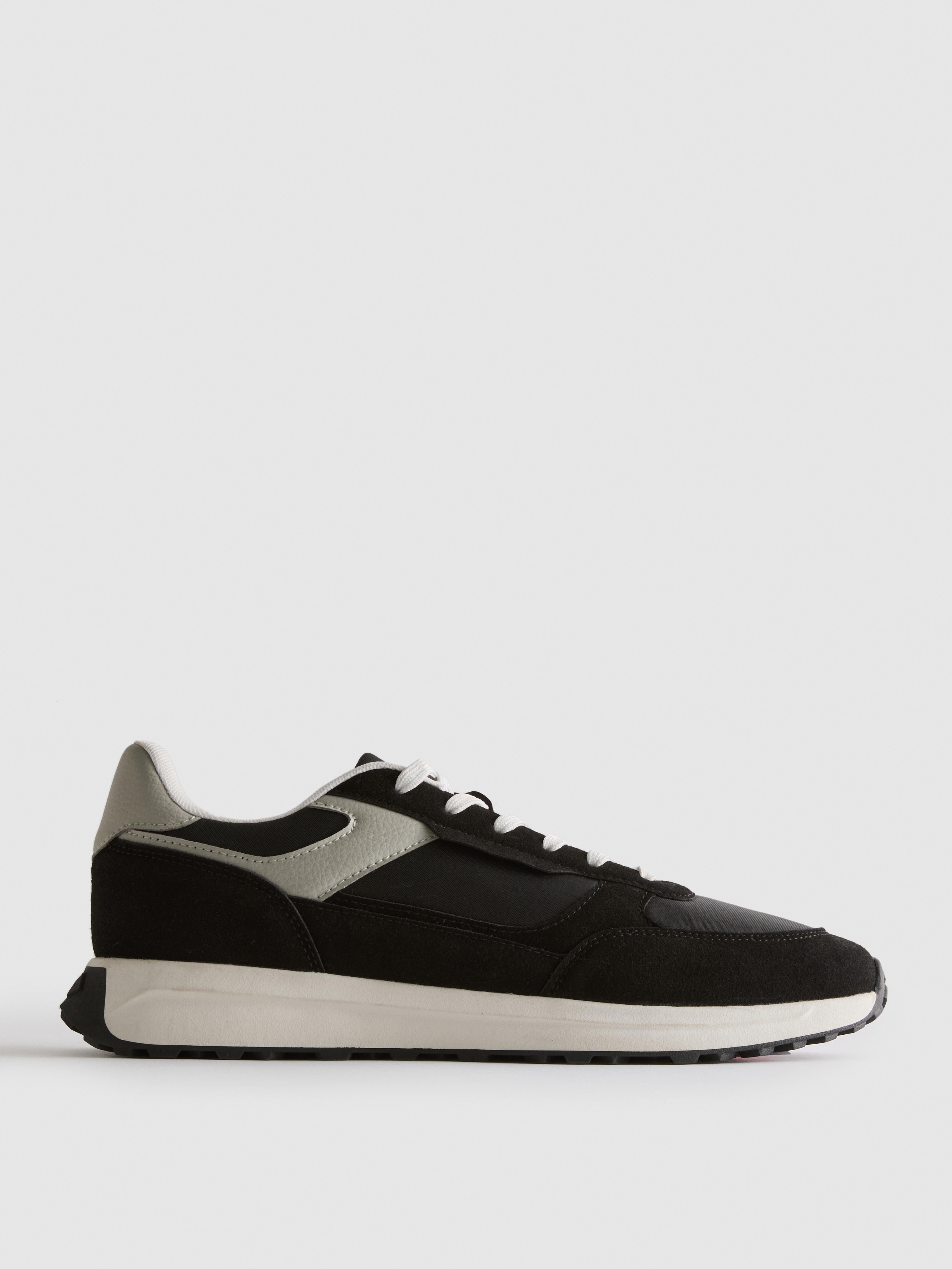 Low-Top Colour block Trainers