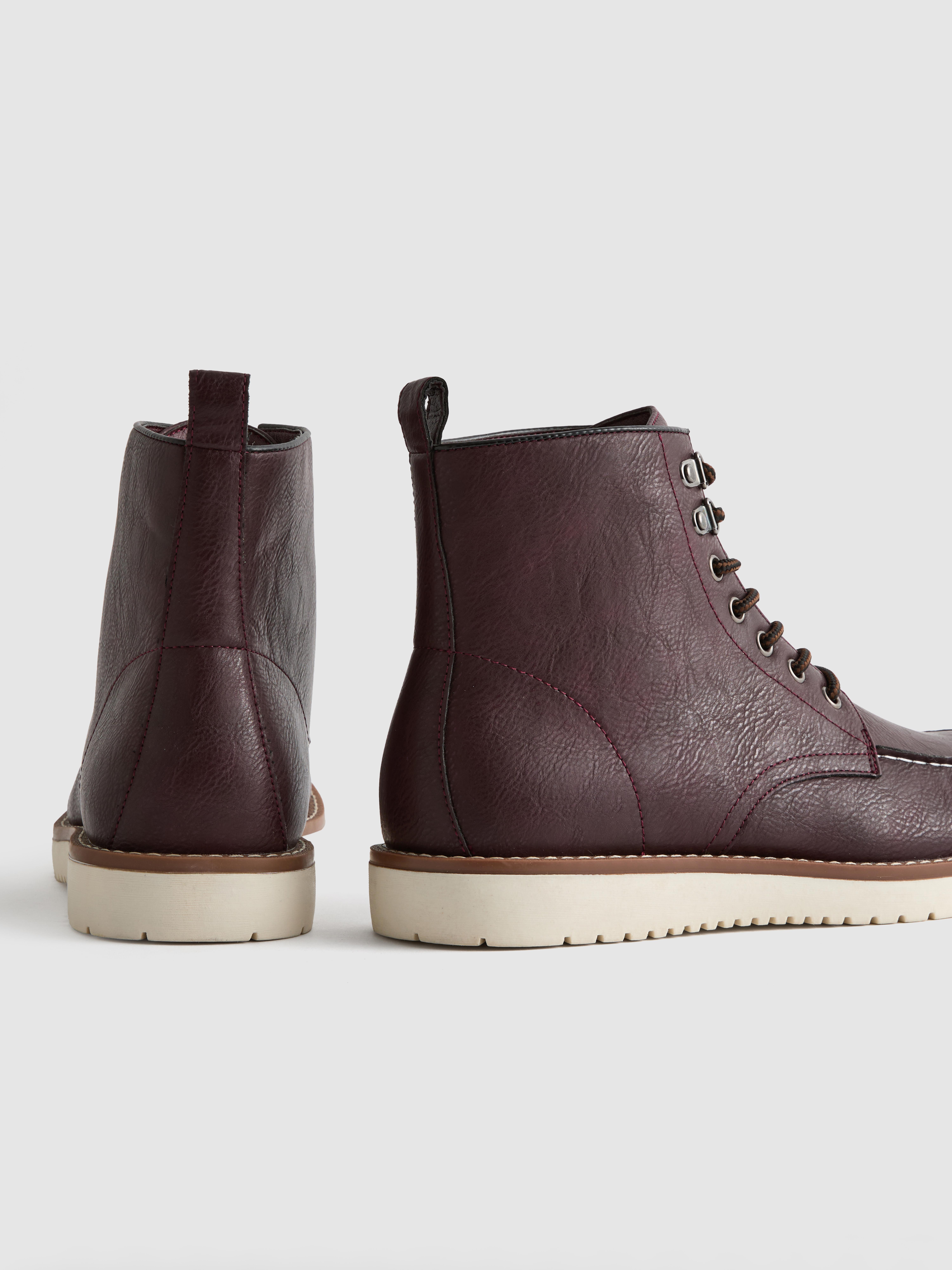 Bottines à lacets