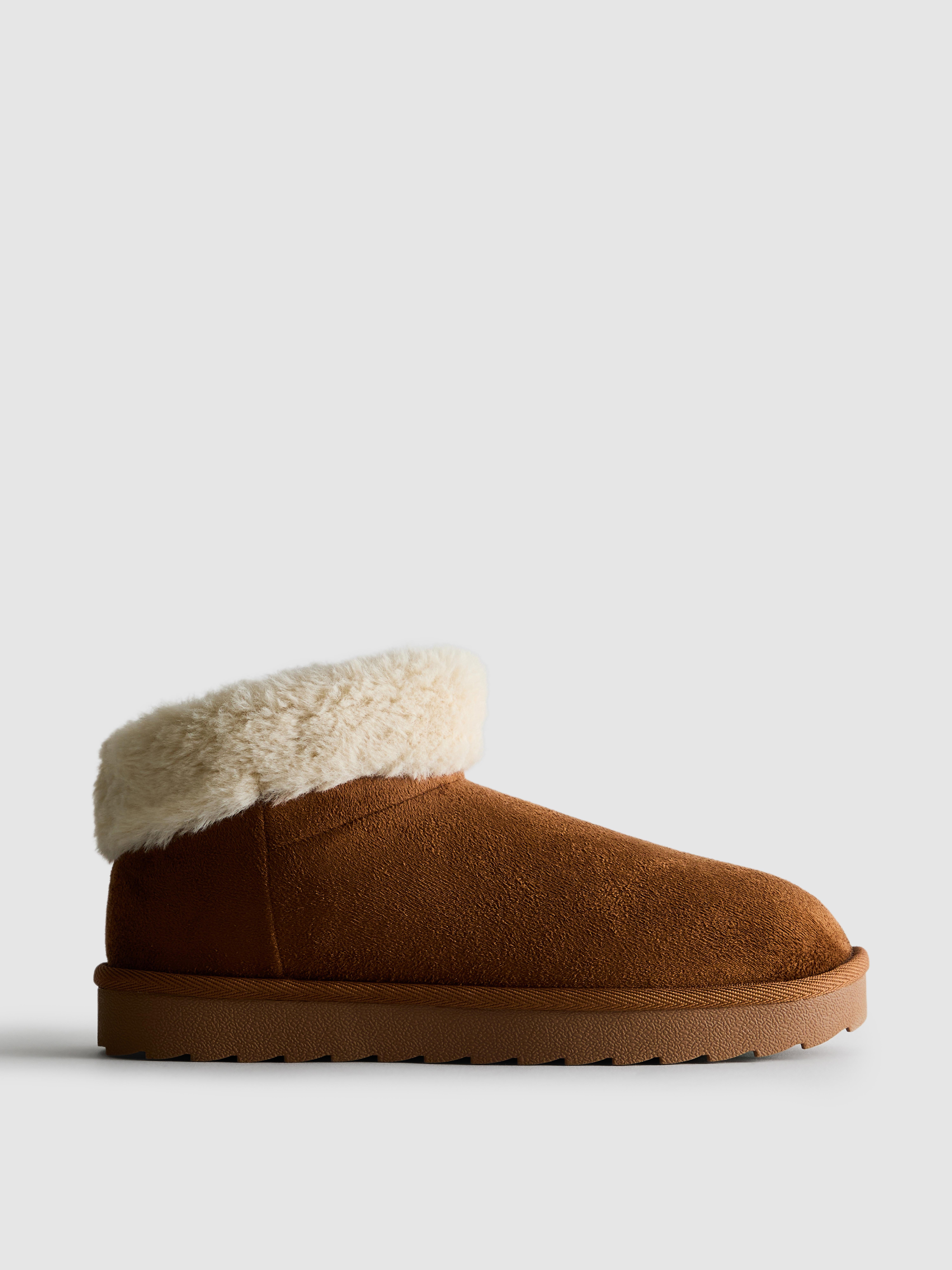 Faux Fur Trim Snug Ankle Boots