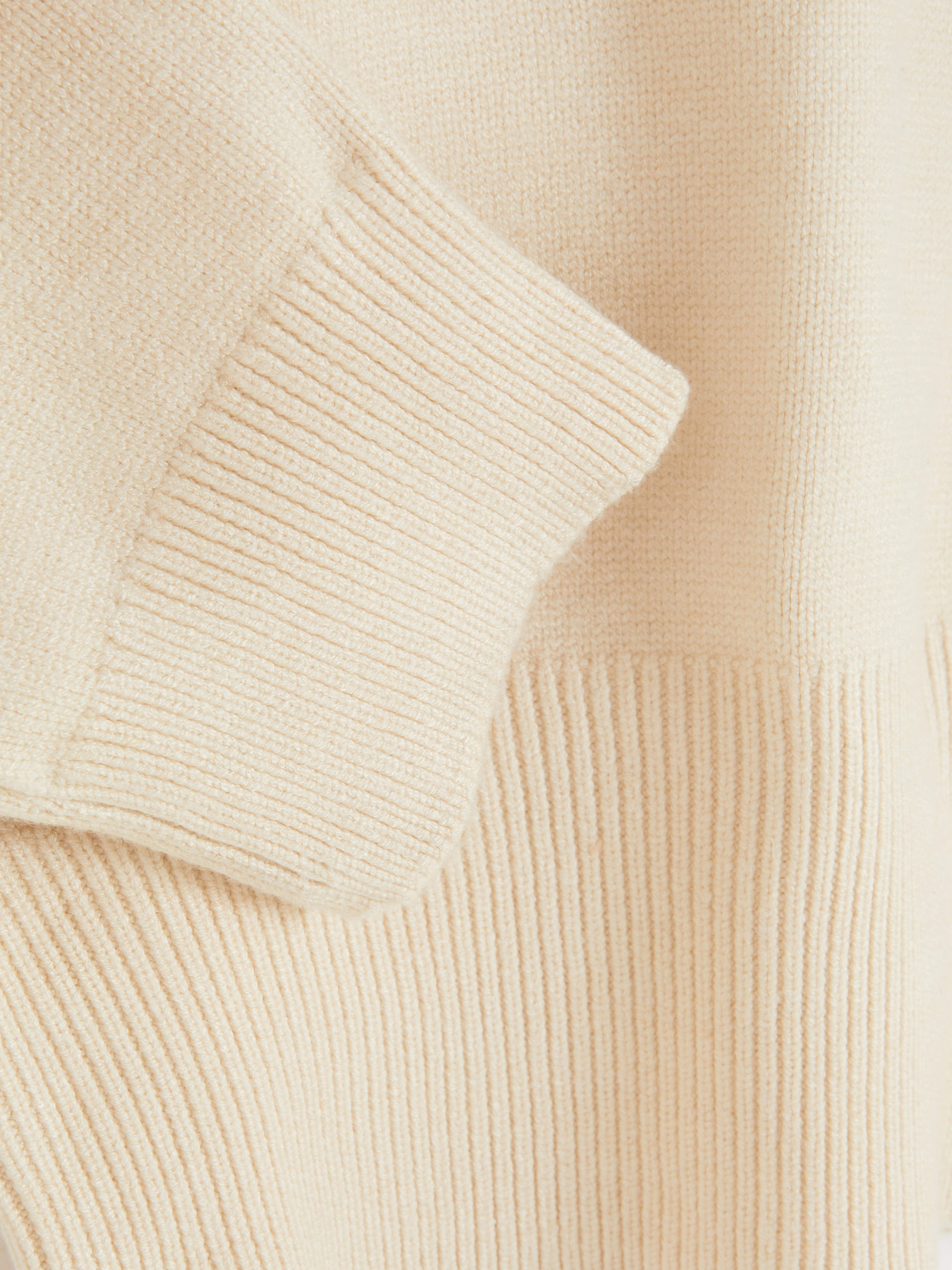 Pull tricoté Essential