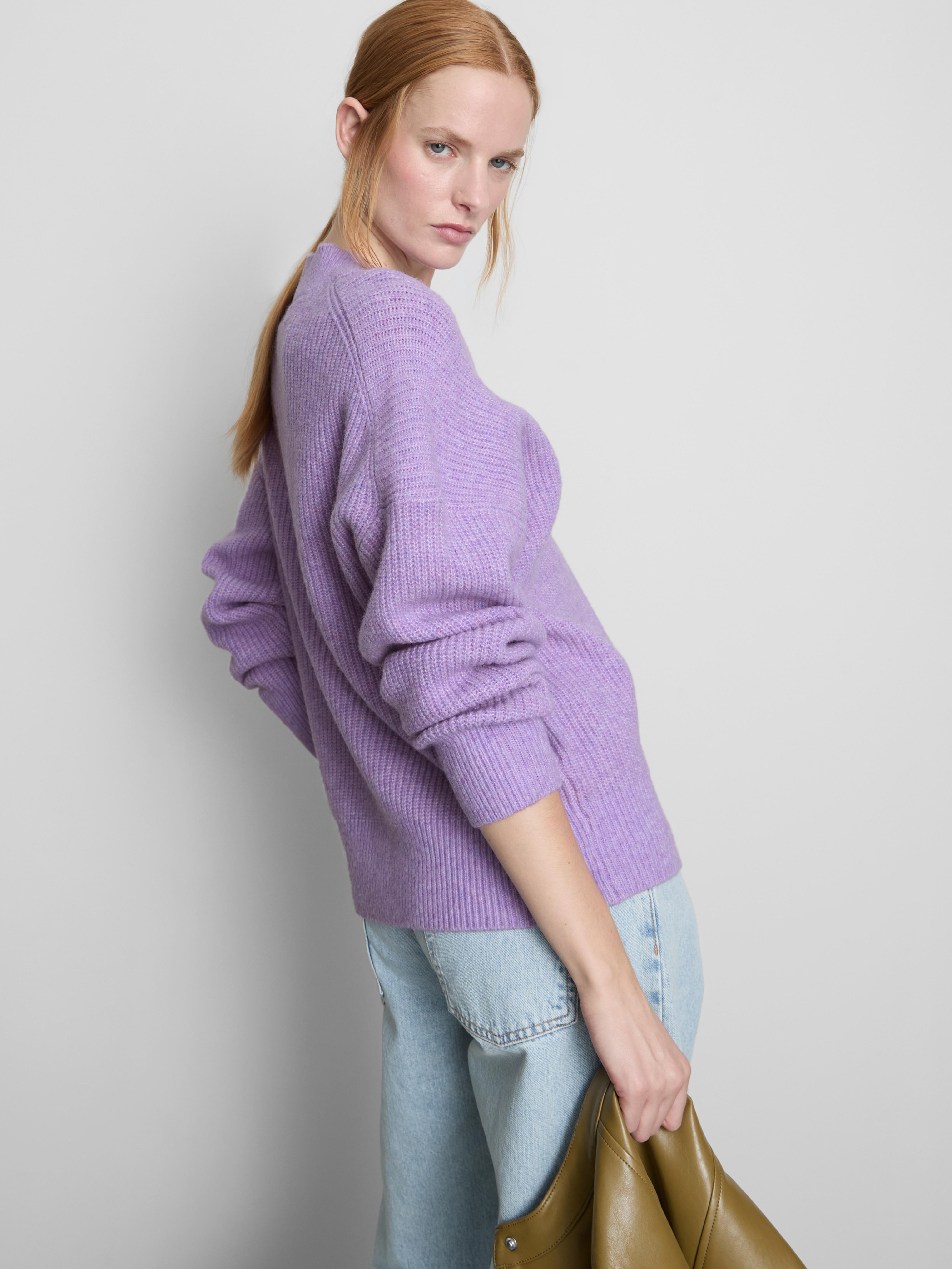 Pull côtelé à col en V