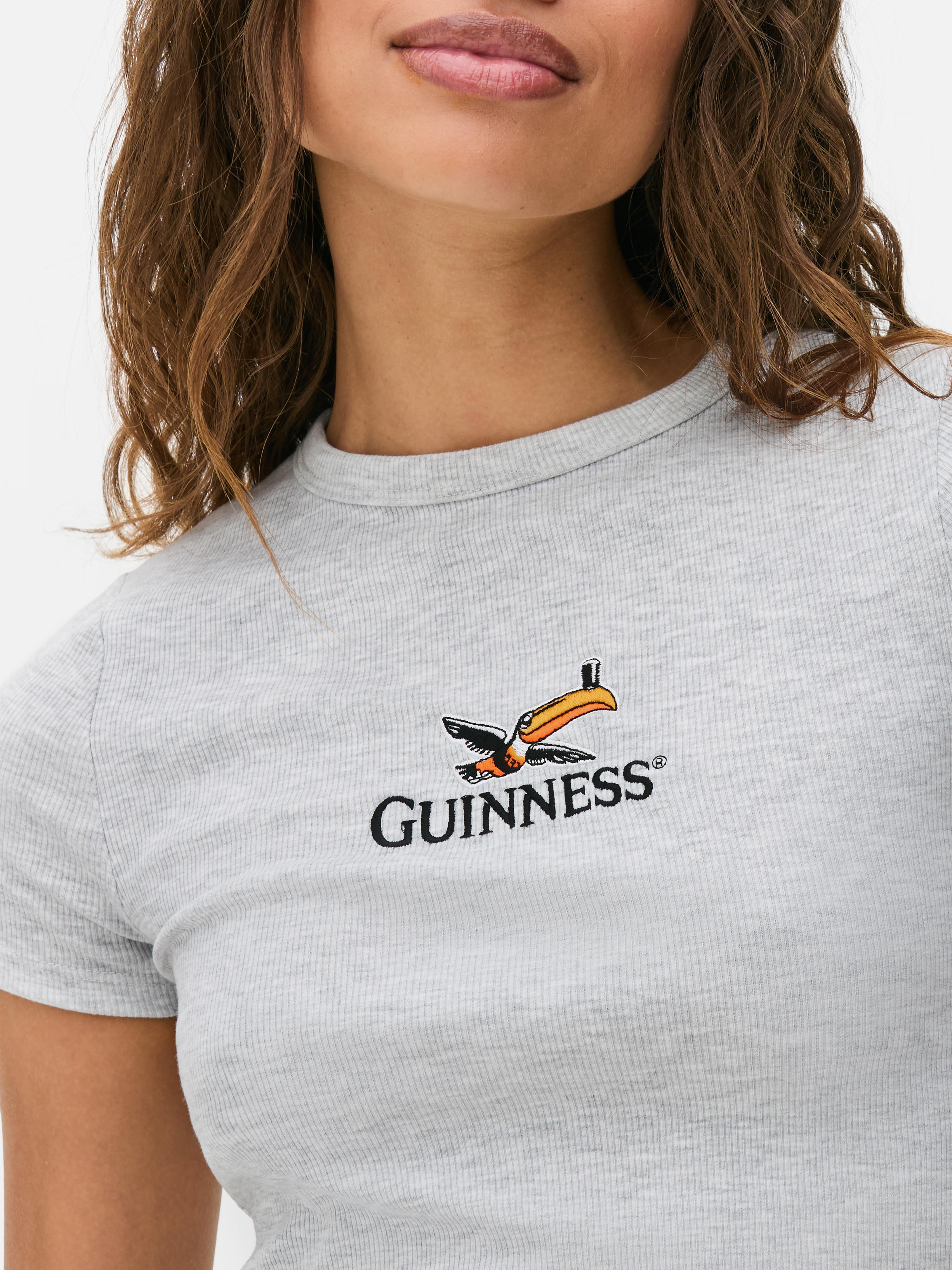 T-shirt z motywem tukana, symbolu Guinnessa
