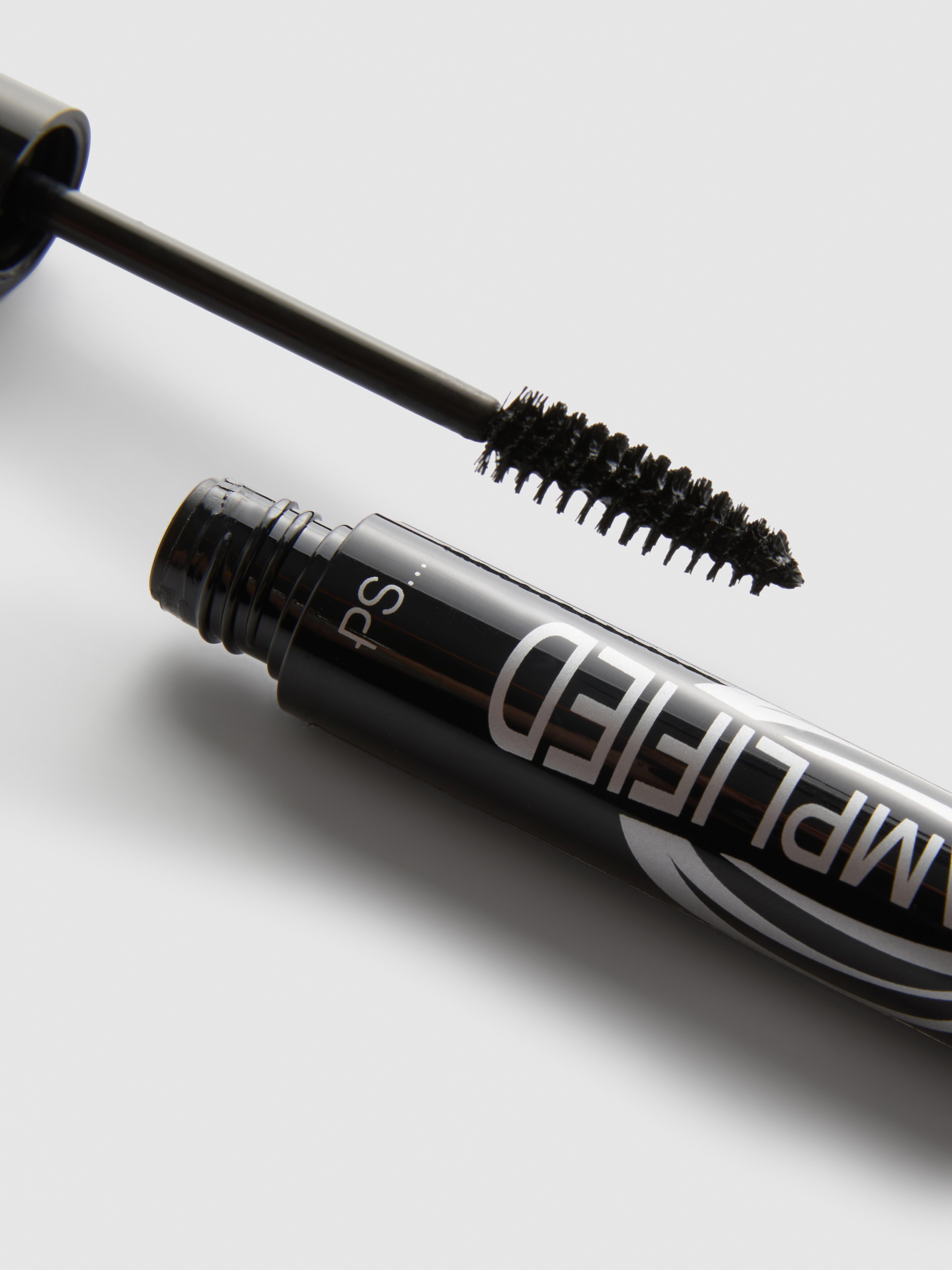 PS... Amplified Mascara