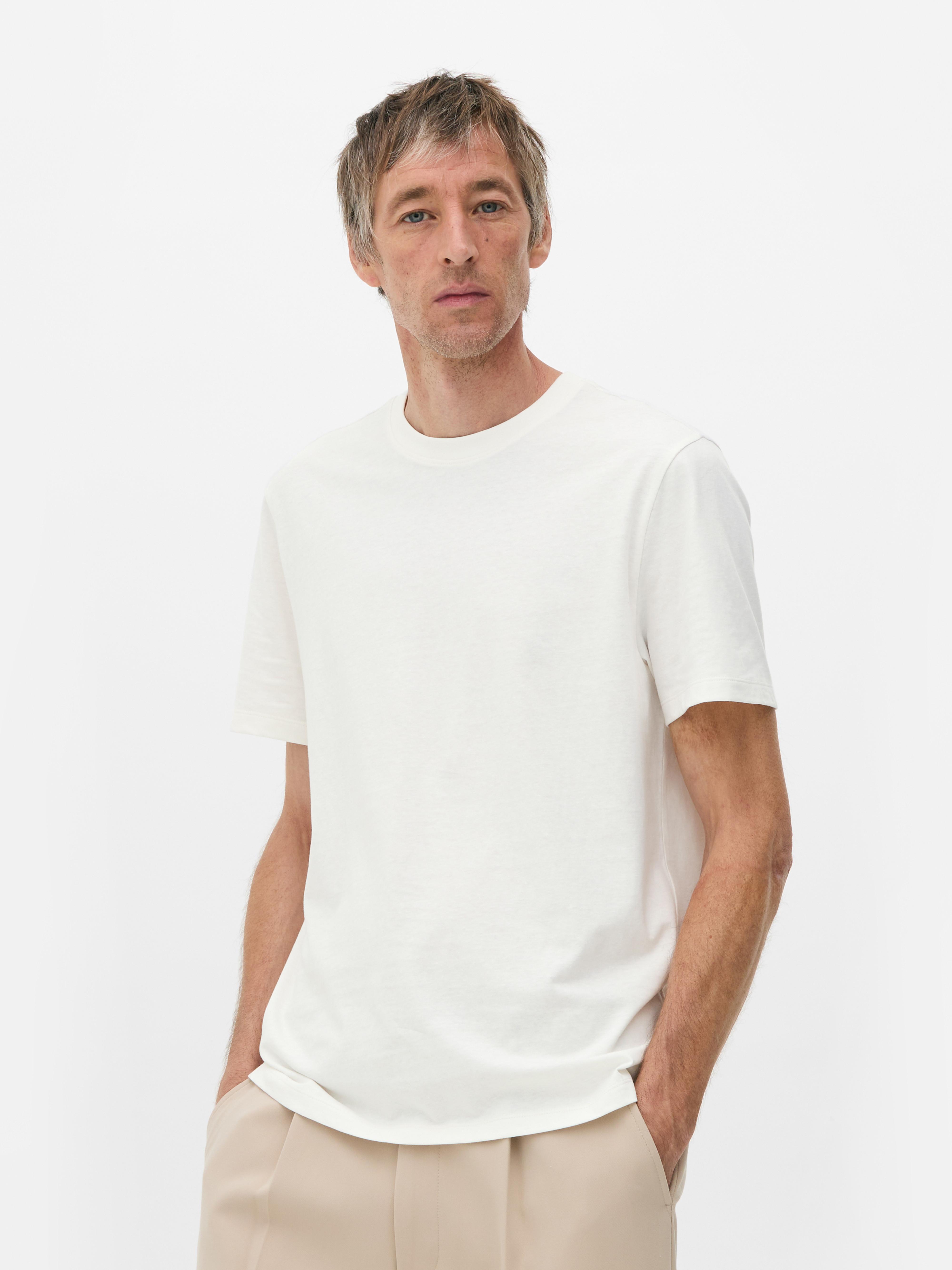 T-shirt o standardowym kroju