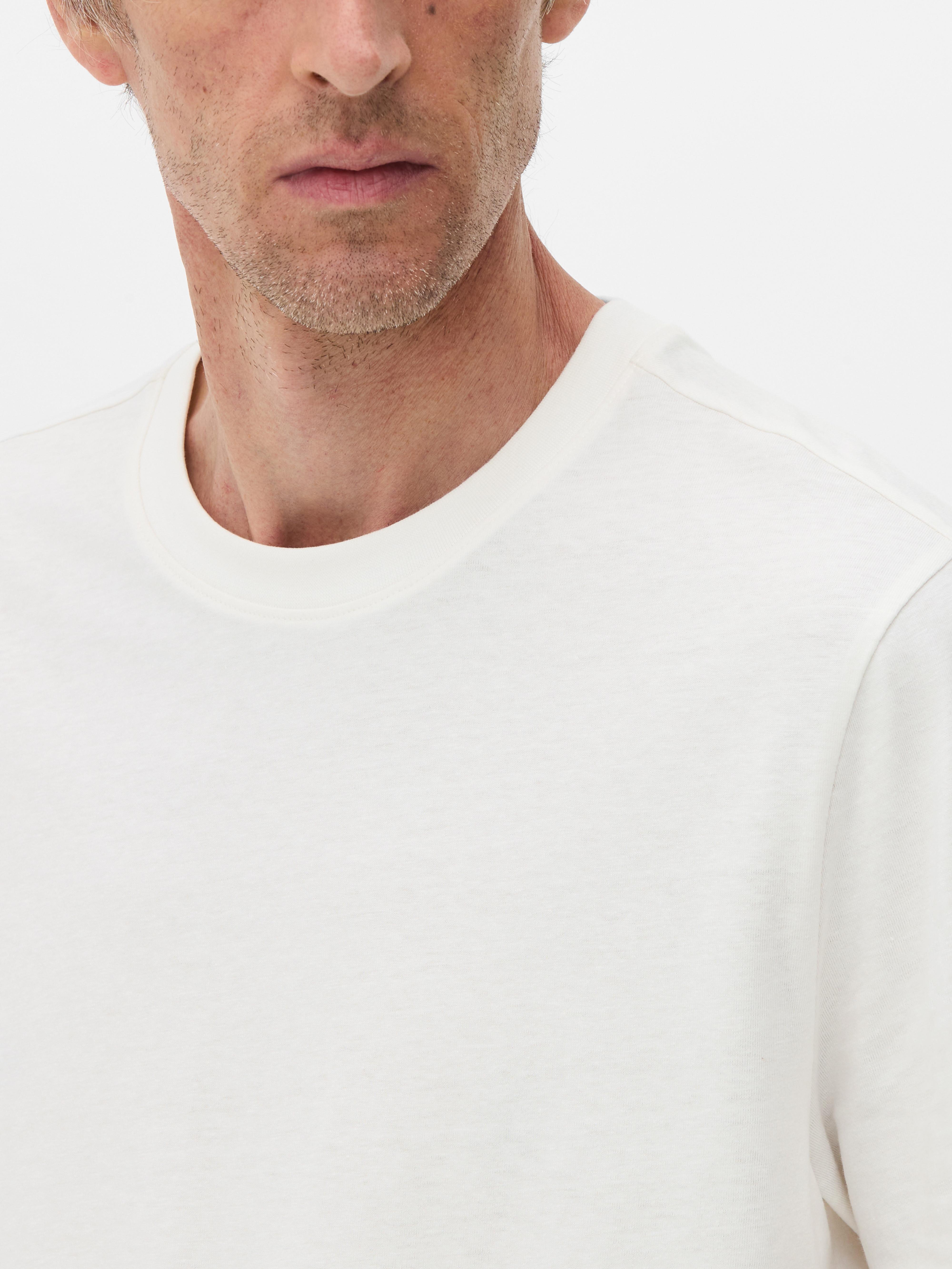 T-shirt o standardowym kroju