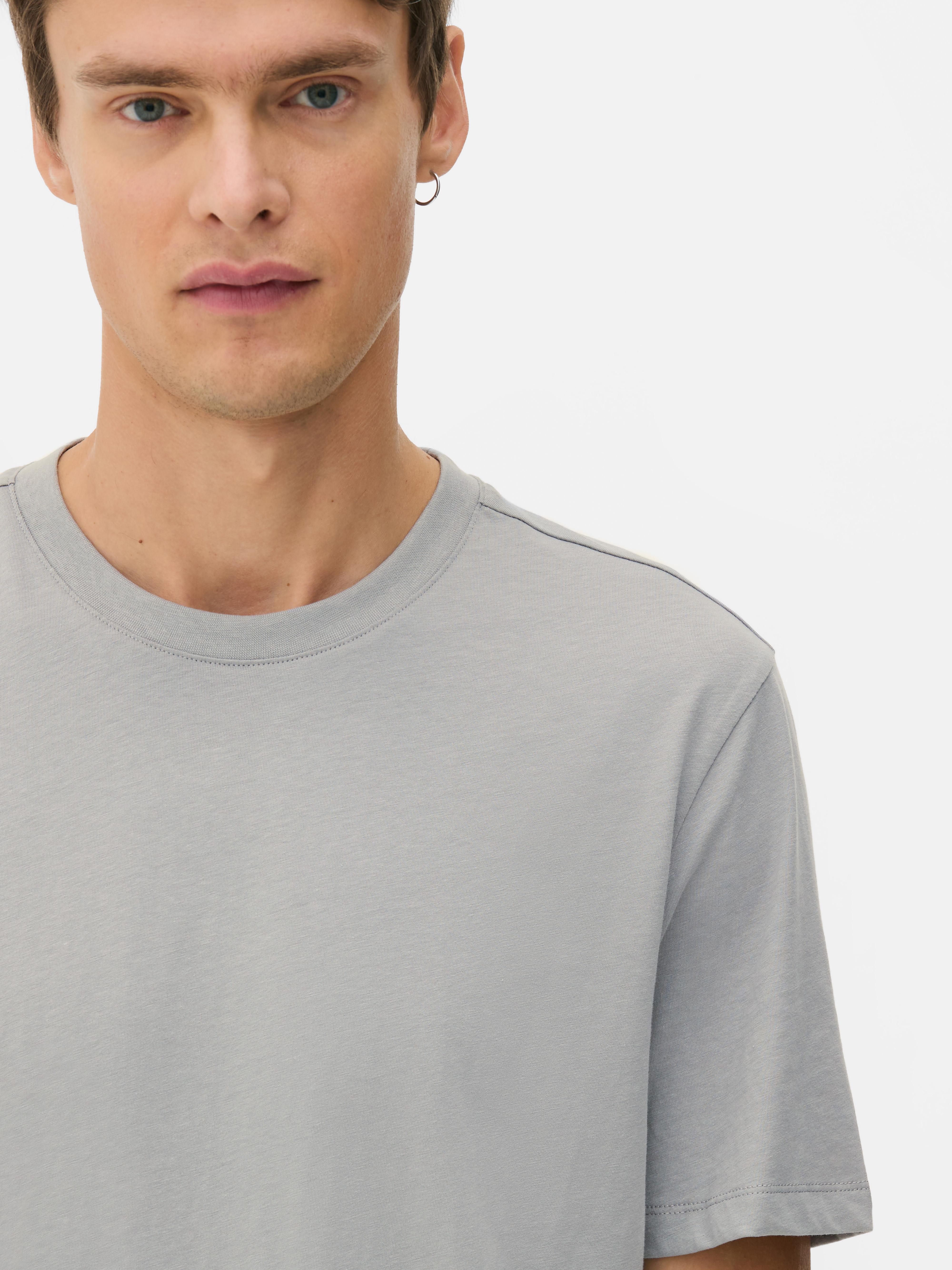 T-shirt o standardowym kroju