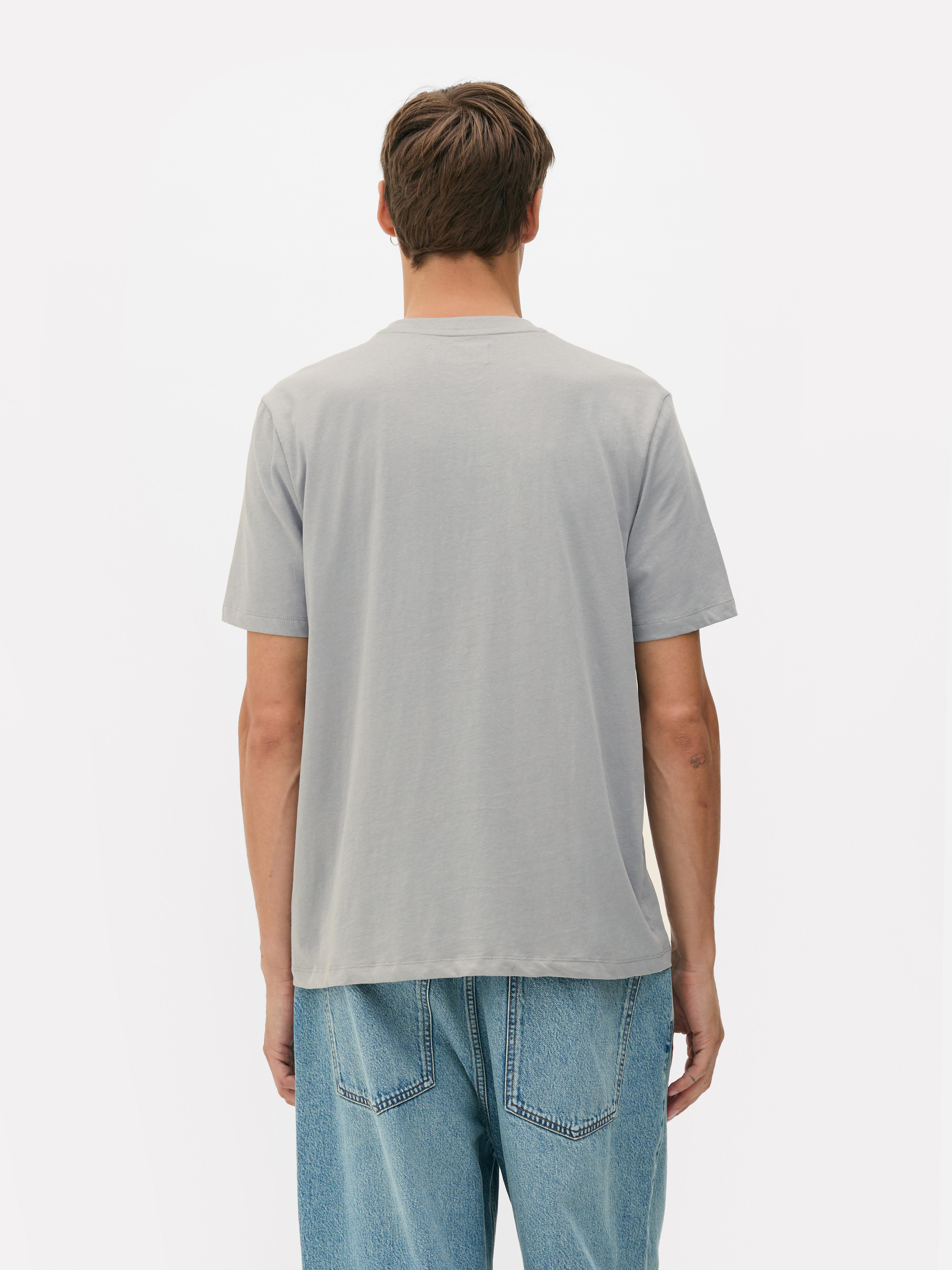 T-shirt o standardowym kroju