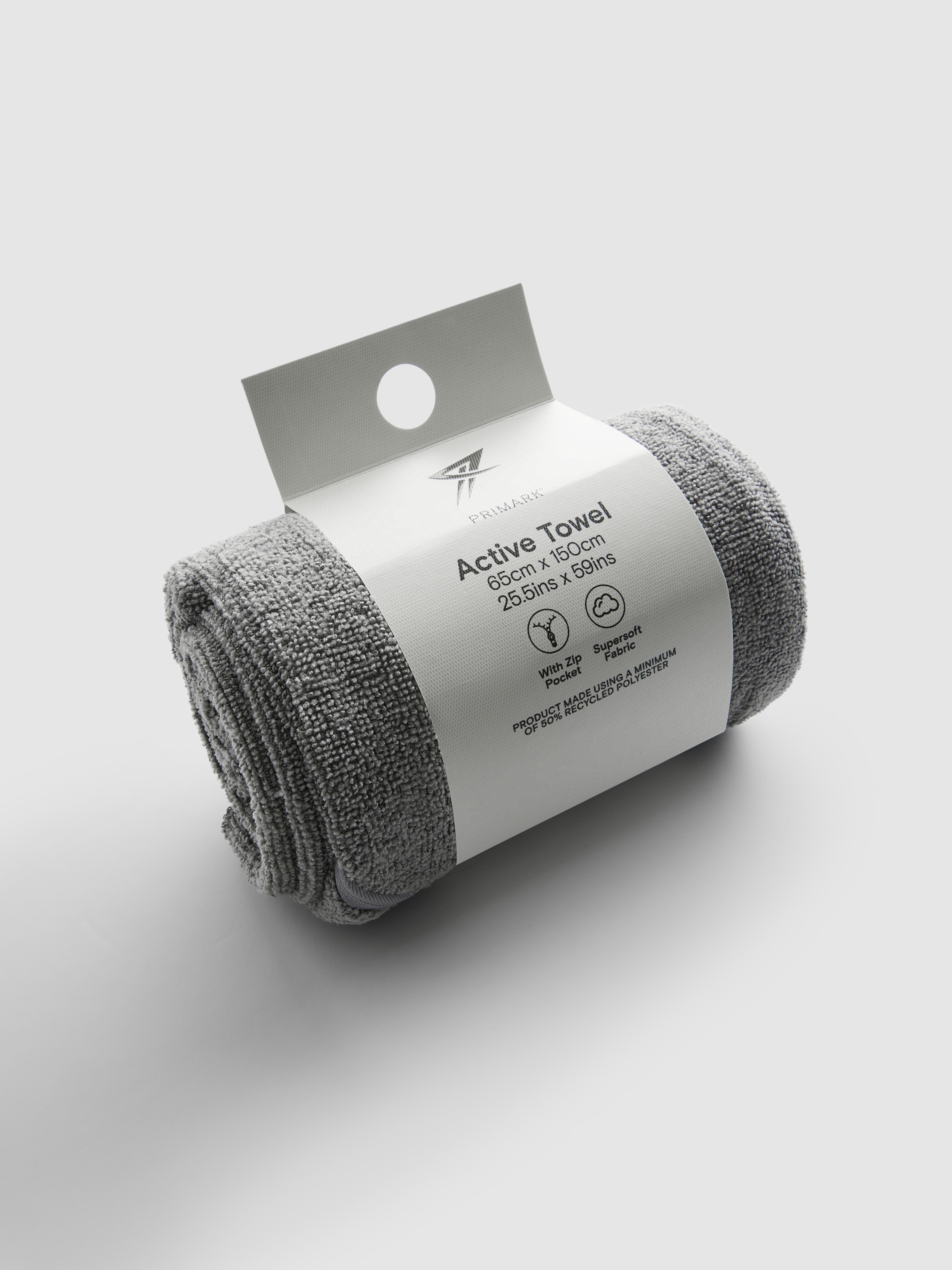 Gym Towel With Zip Pocket