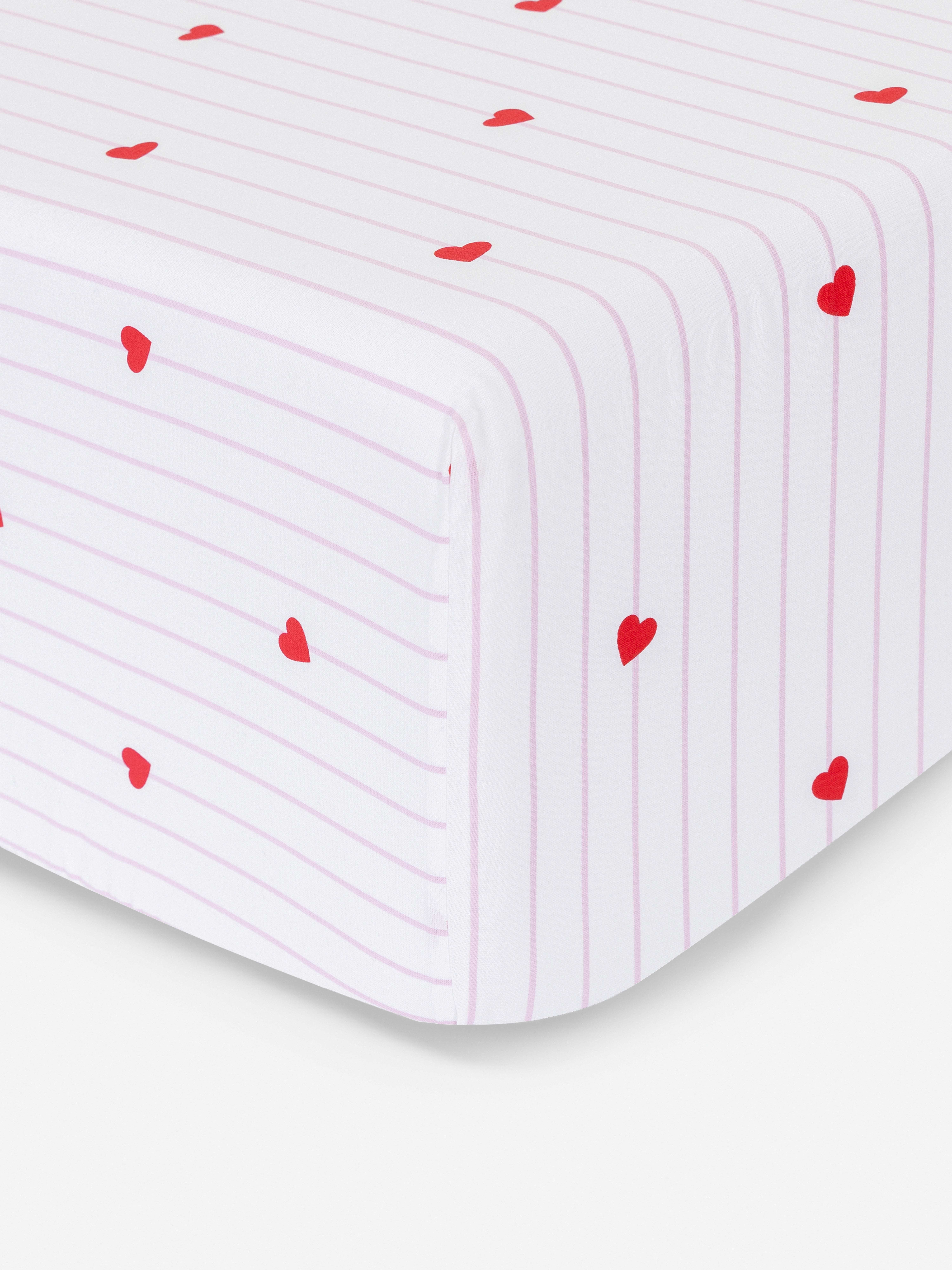 Sateen Hearts Super King Fitted Sheet
