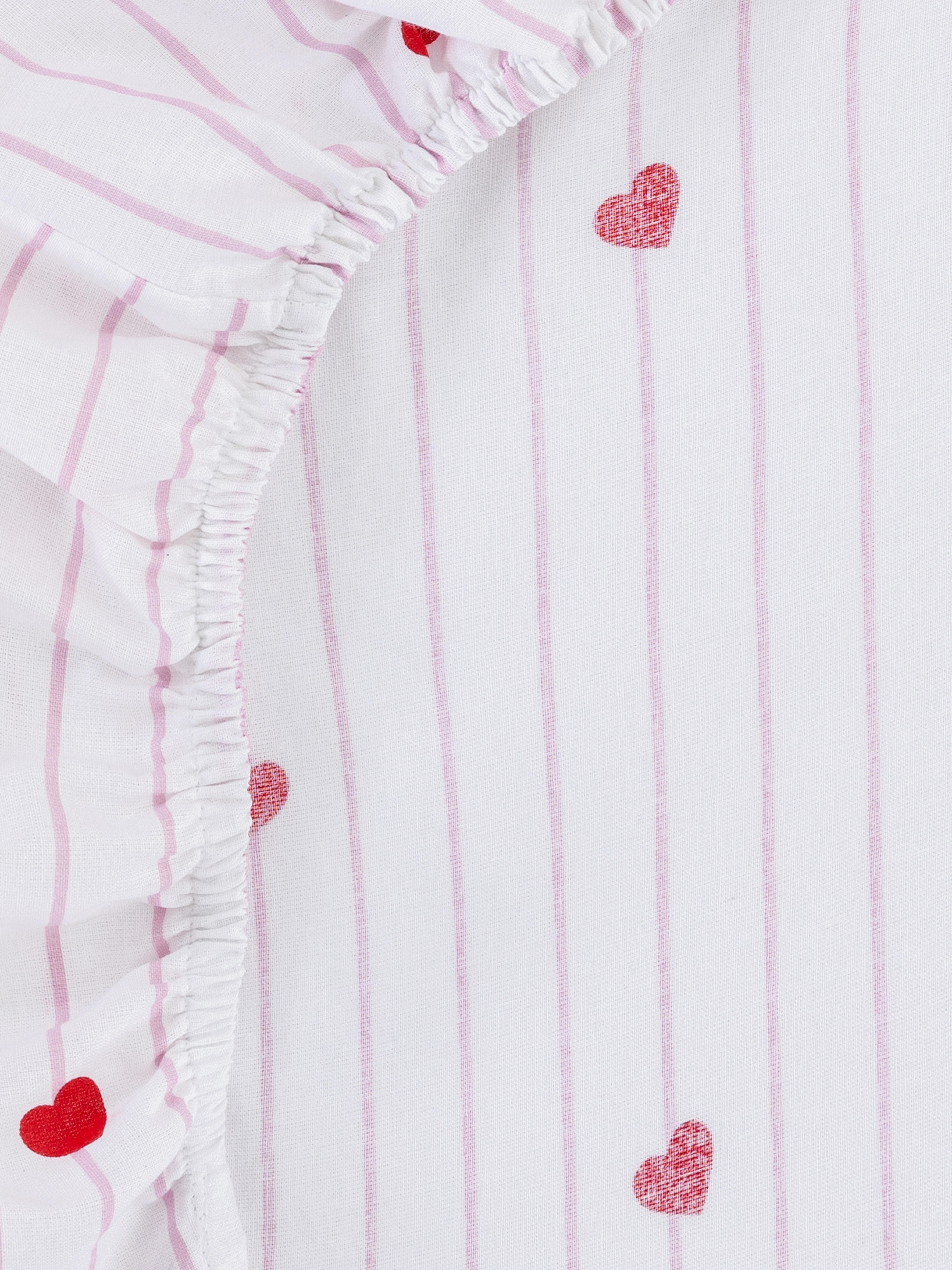 Sateen Hearts Super King Fitted Sheet