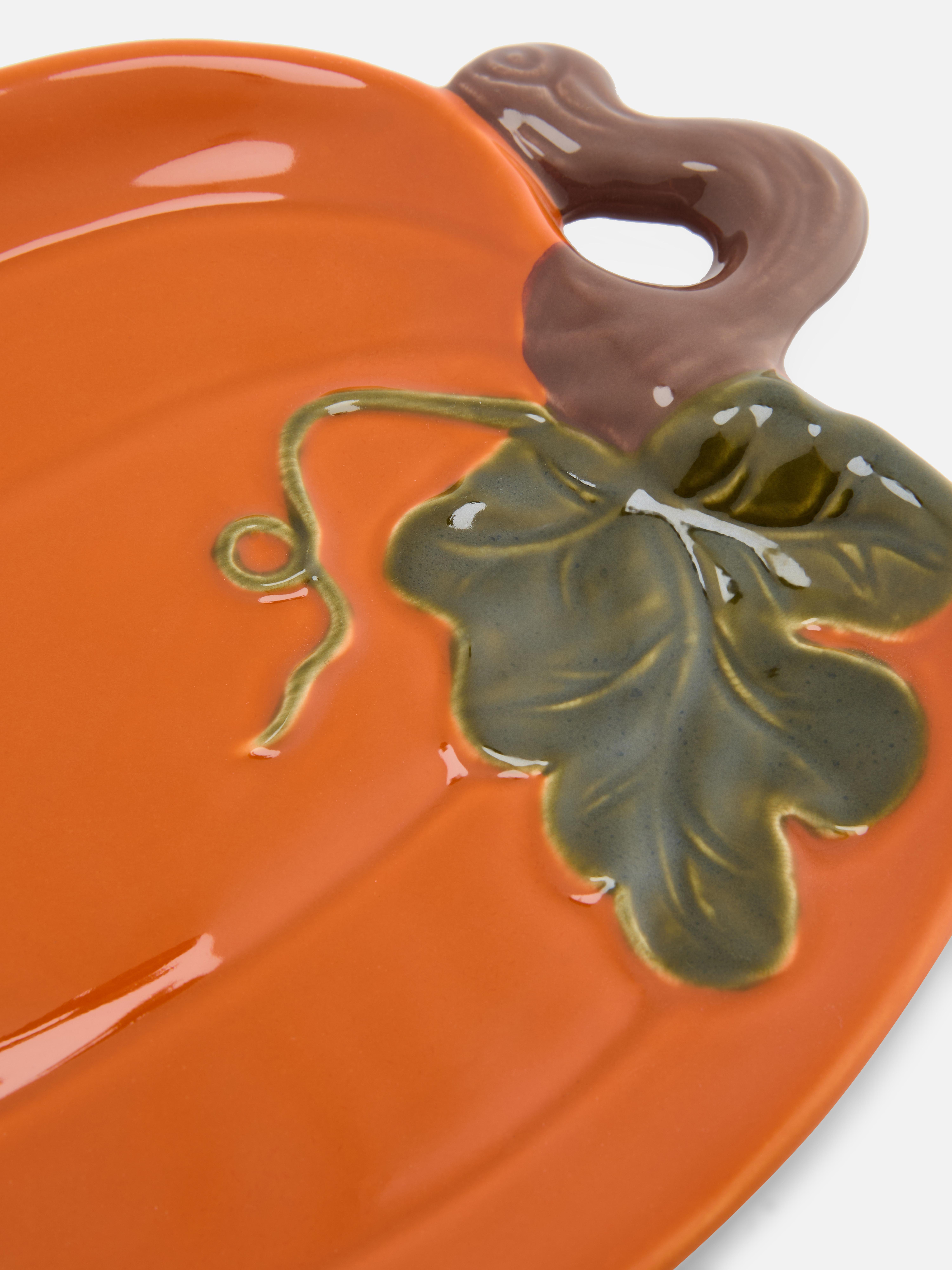 Plato en forma de calabaza