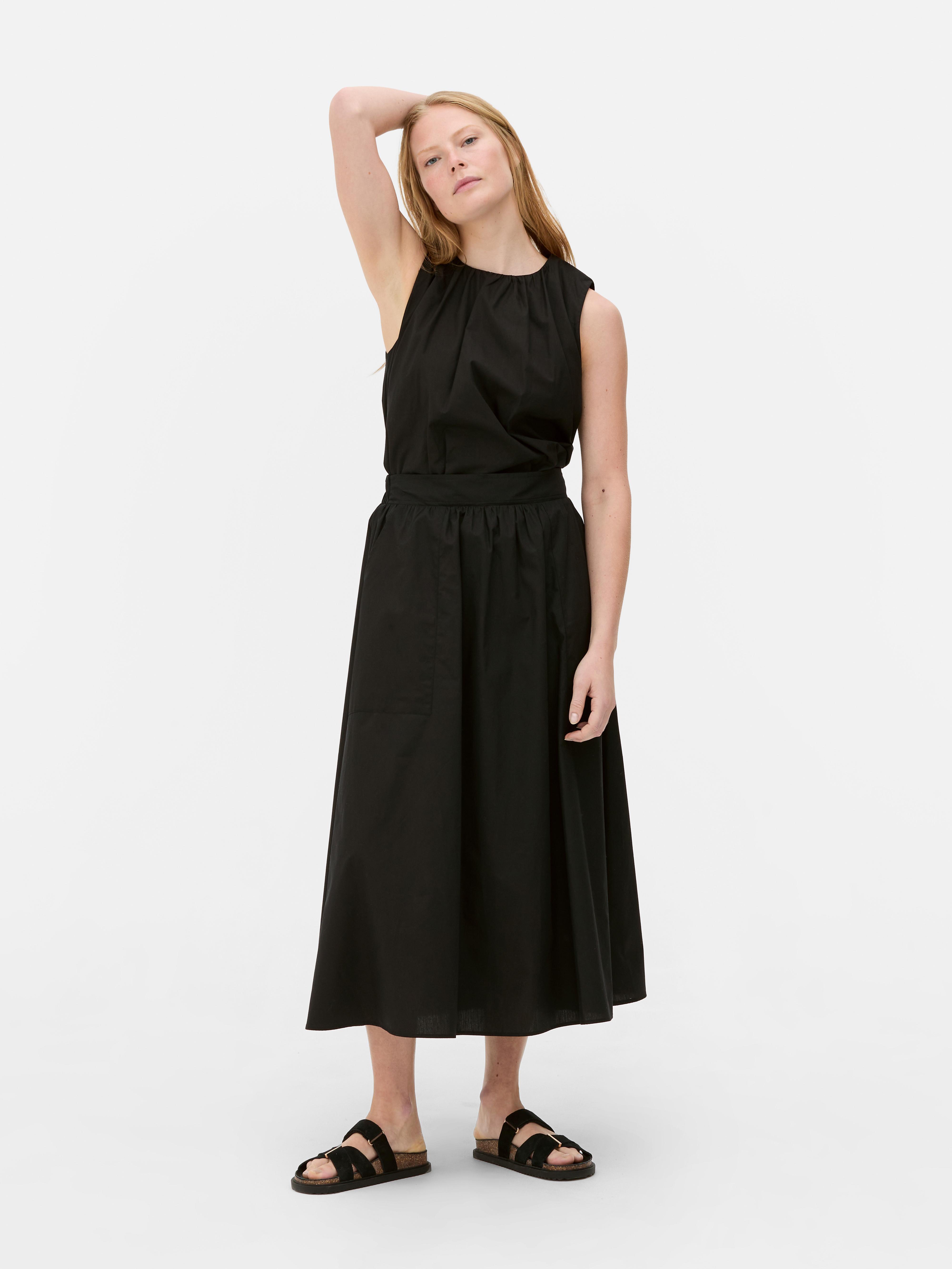 Jupe mi-longue noire taille haute The Edit
