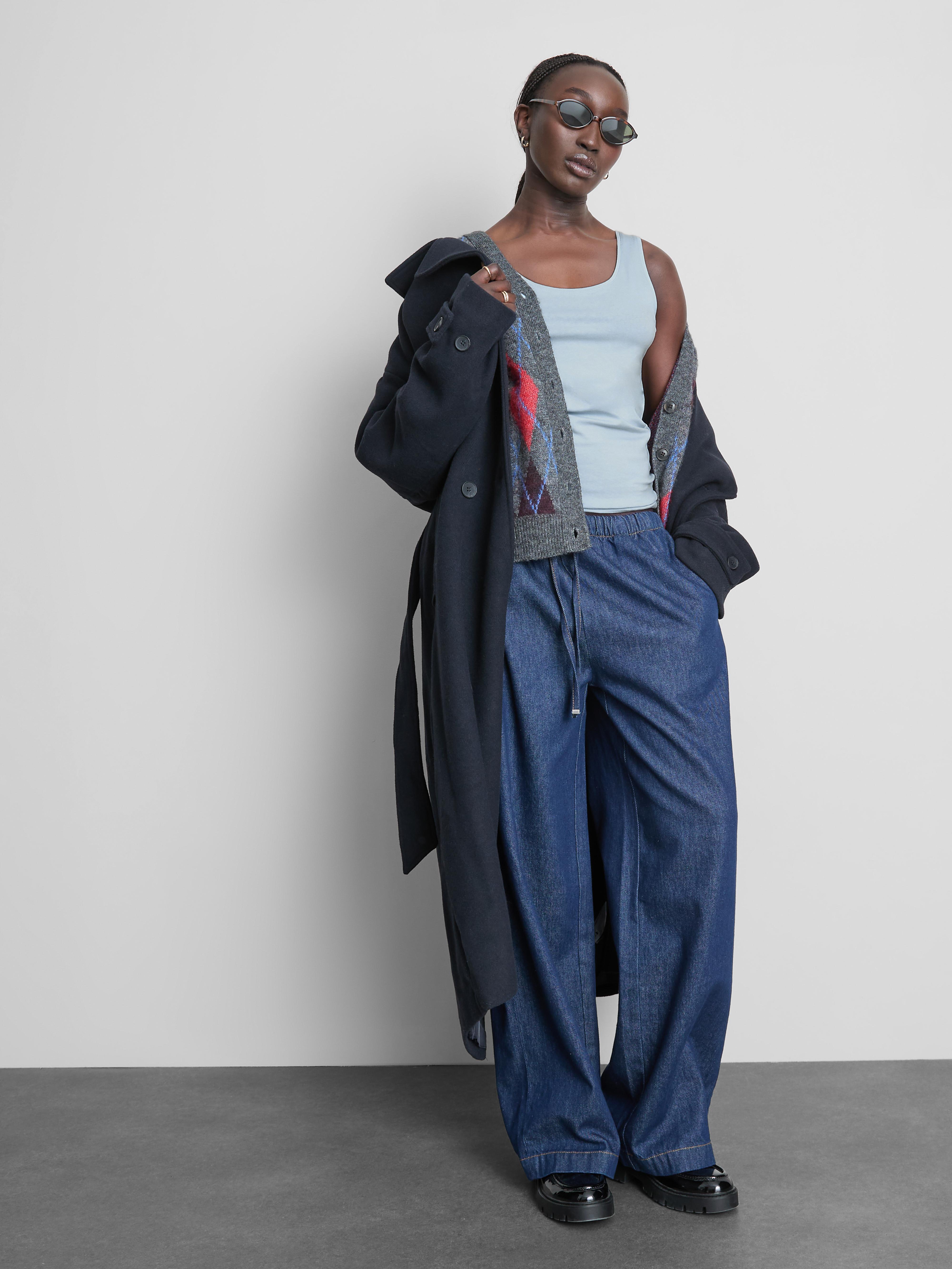 Raztegljiva bombažna majica brez rokavov z okroglim izrezom