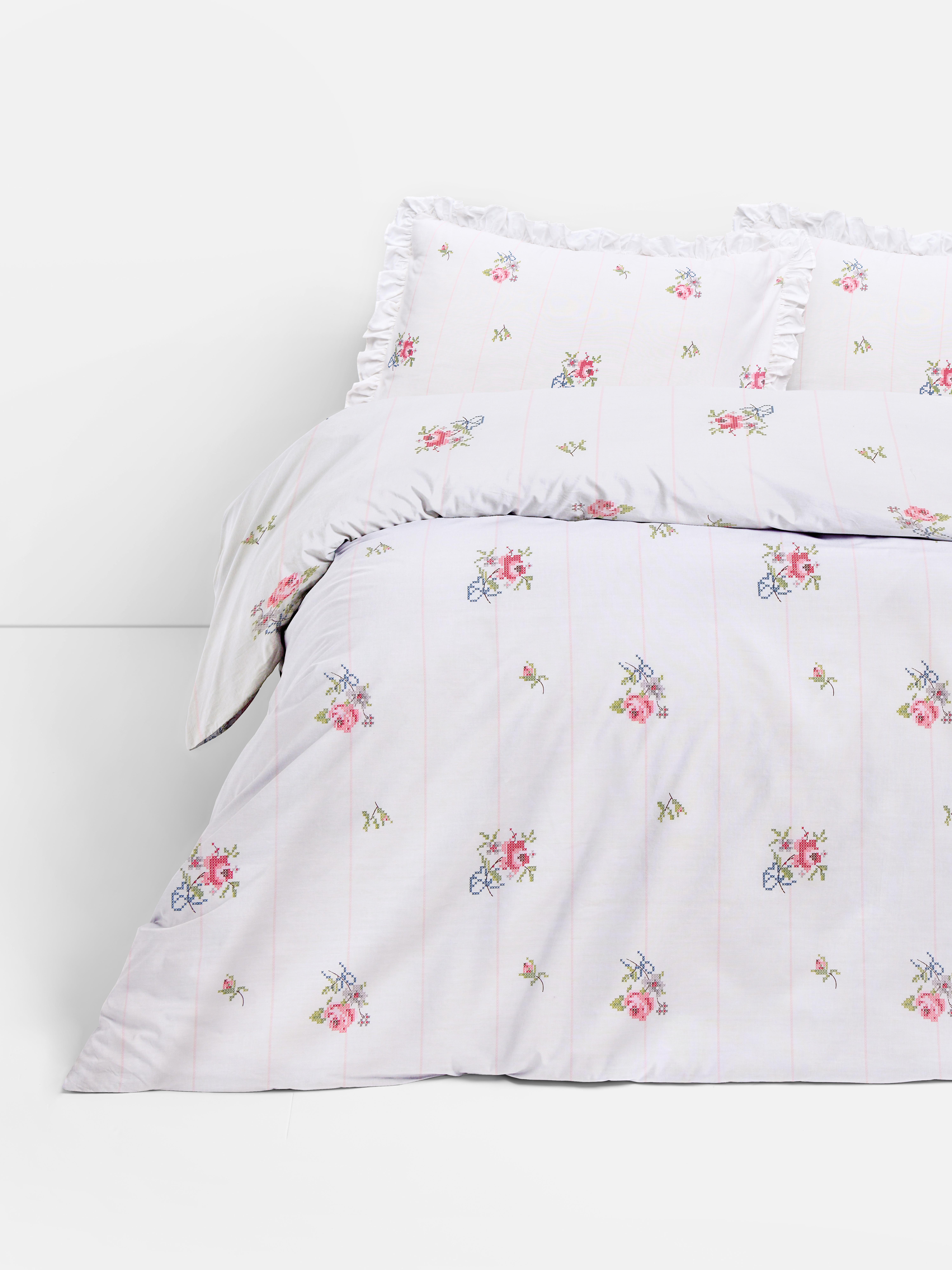 Cross Stitch Floral Super King Duvet Cover Set