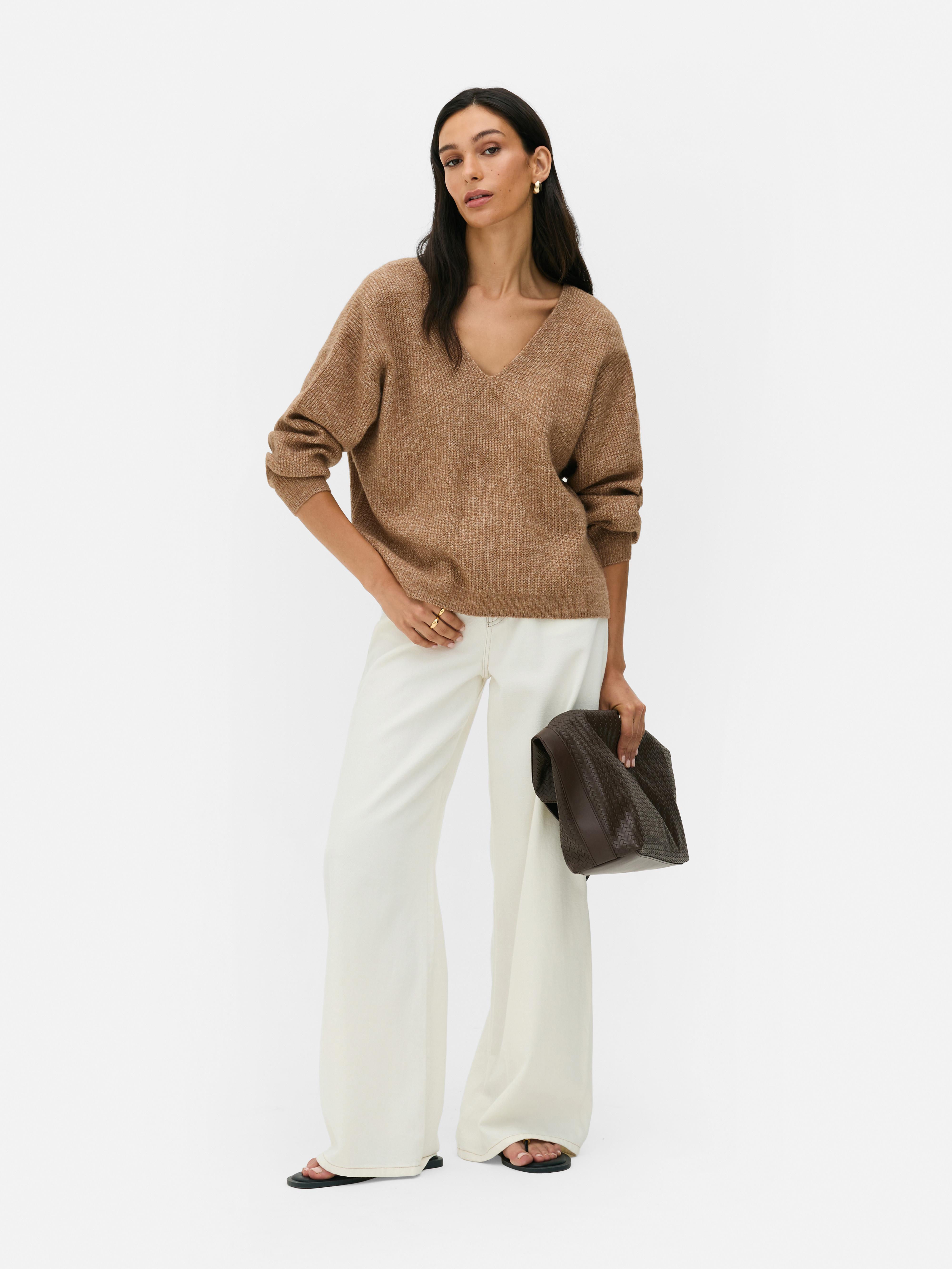 V-Neck Jumper