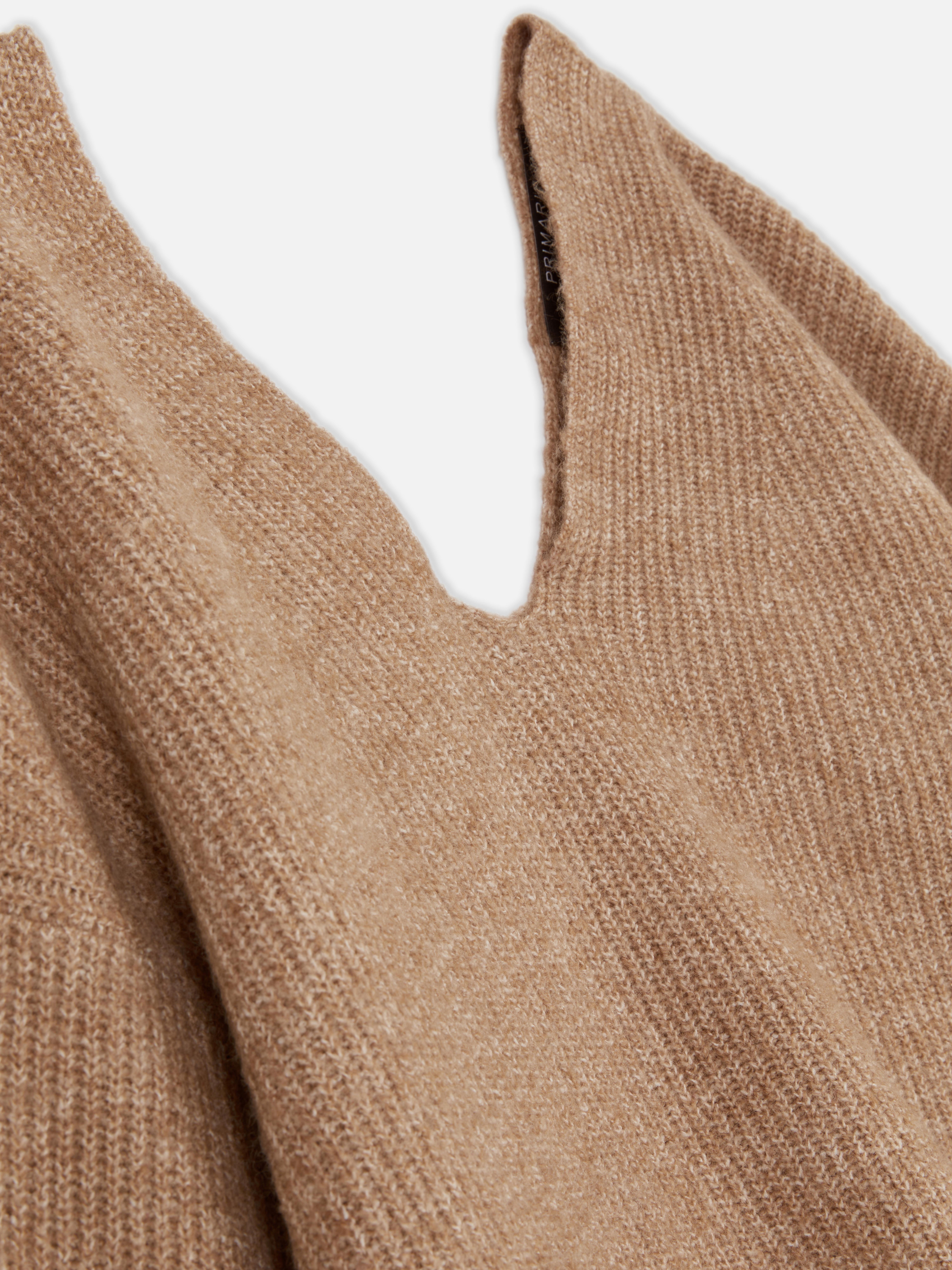 V-Neck Jumper