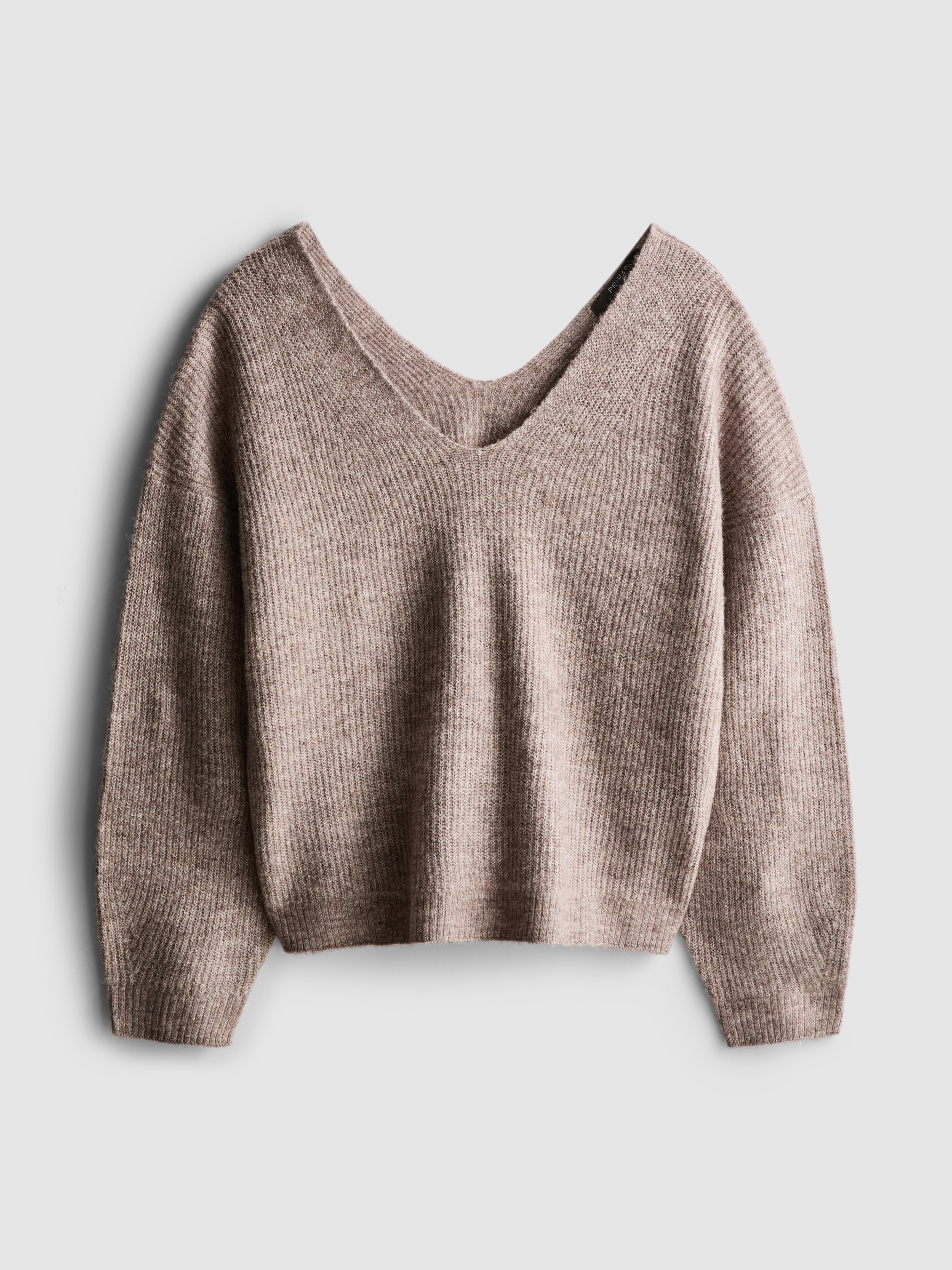 Pulover cu decolteu în V