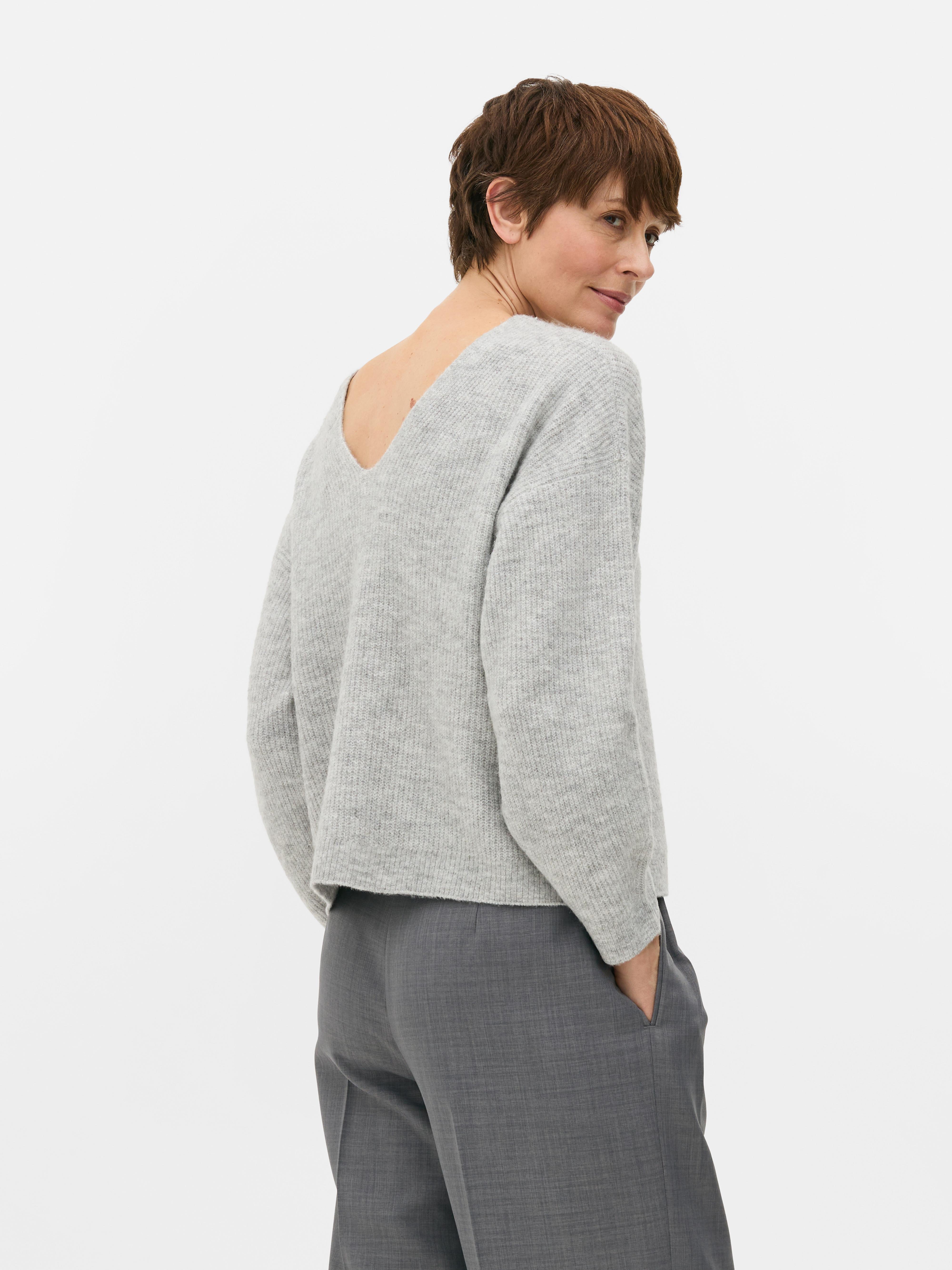 V-Neck Jumper