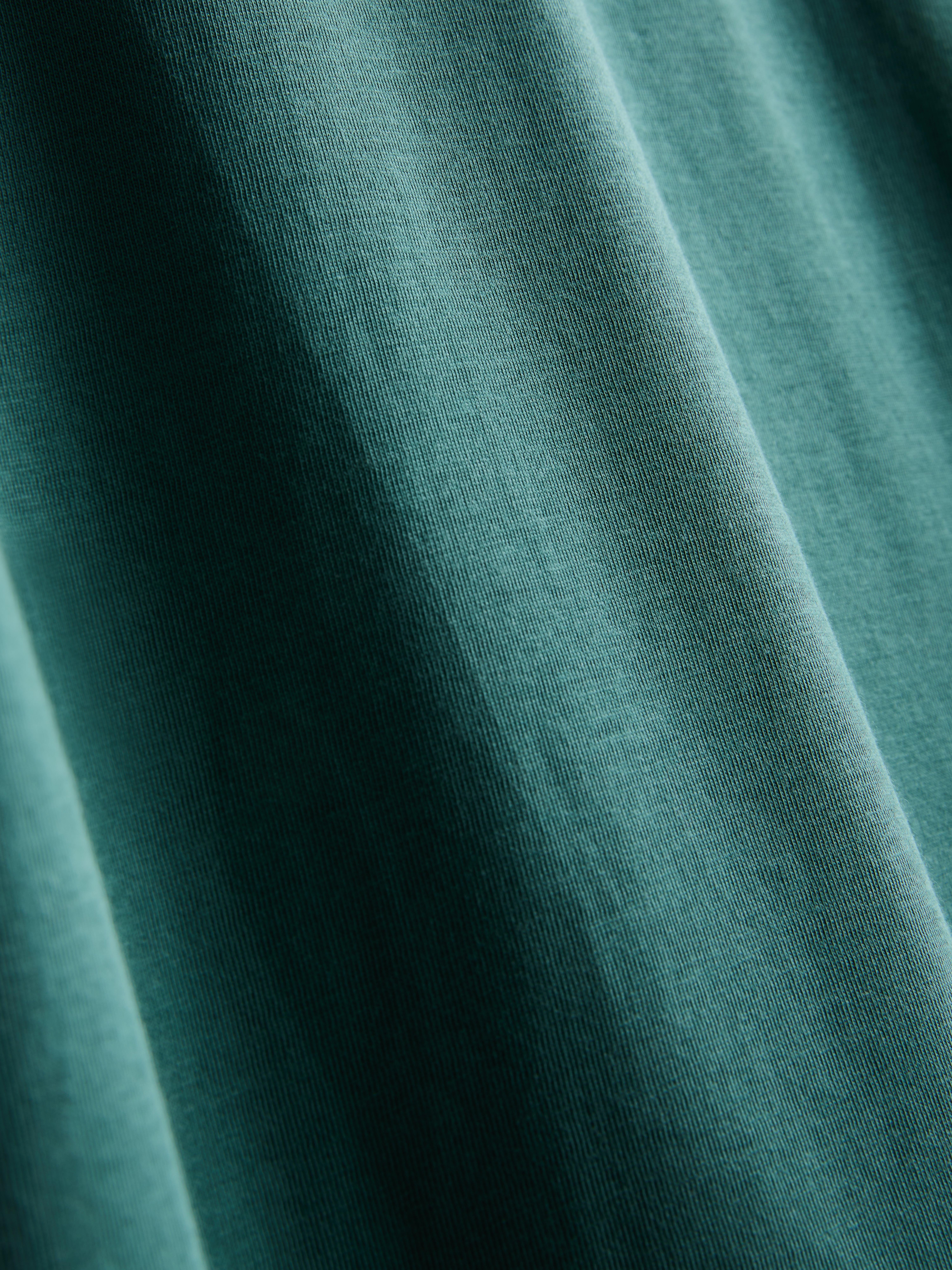 Camiseta de algodón básica con cuello redondo