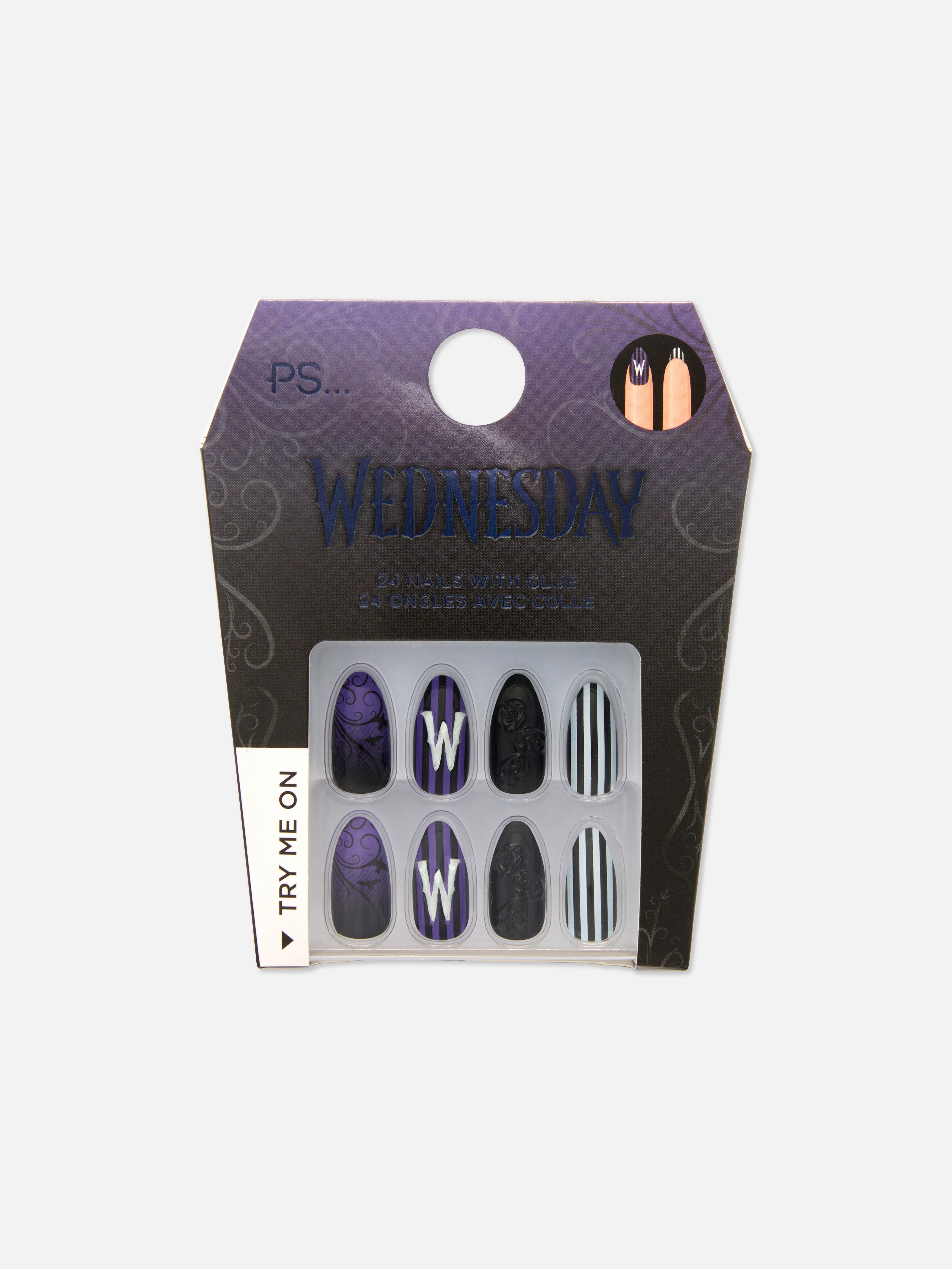 PS... Umelé nechty Wednesday