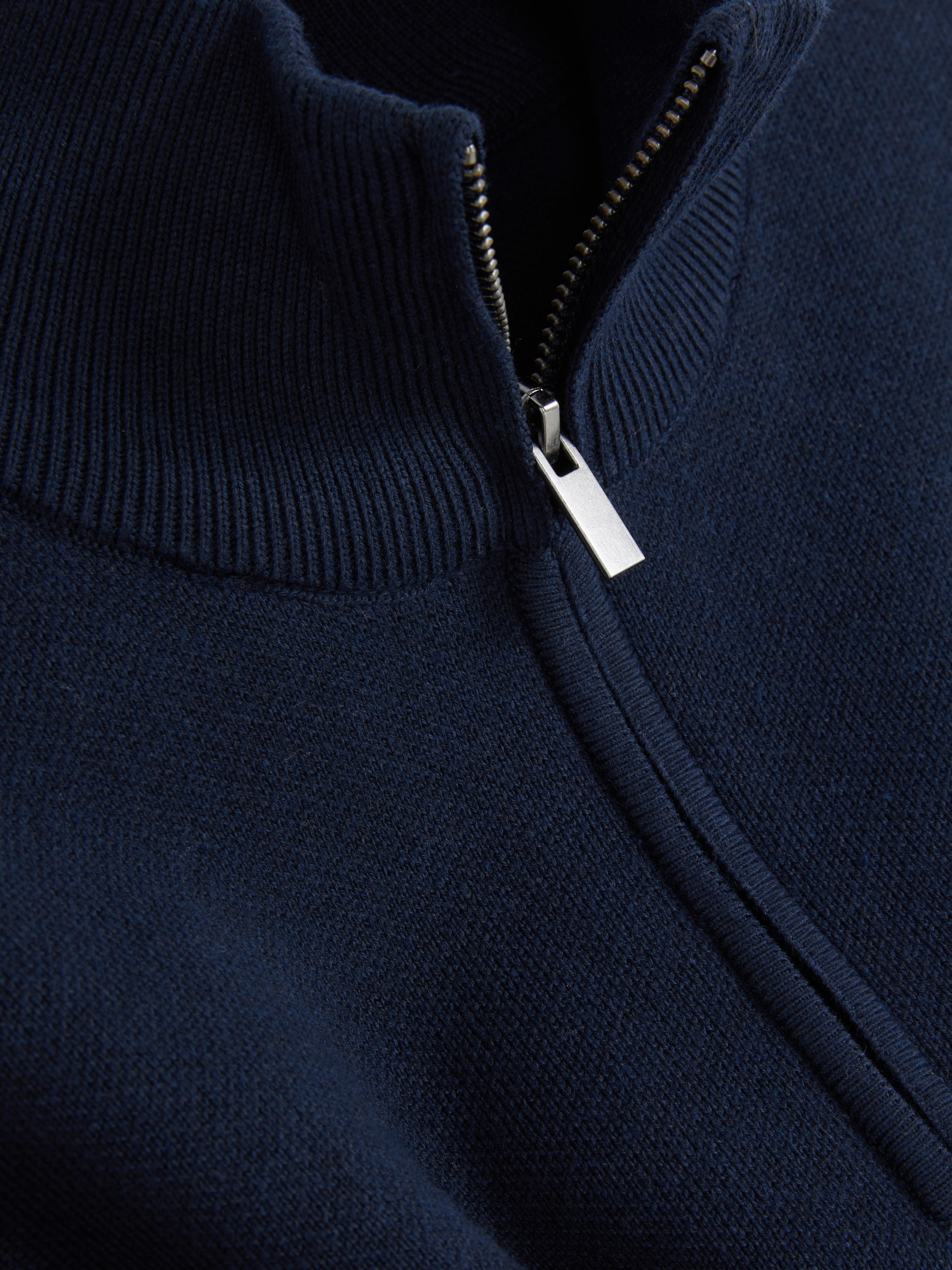Pull à col cheminée zippé