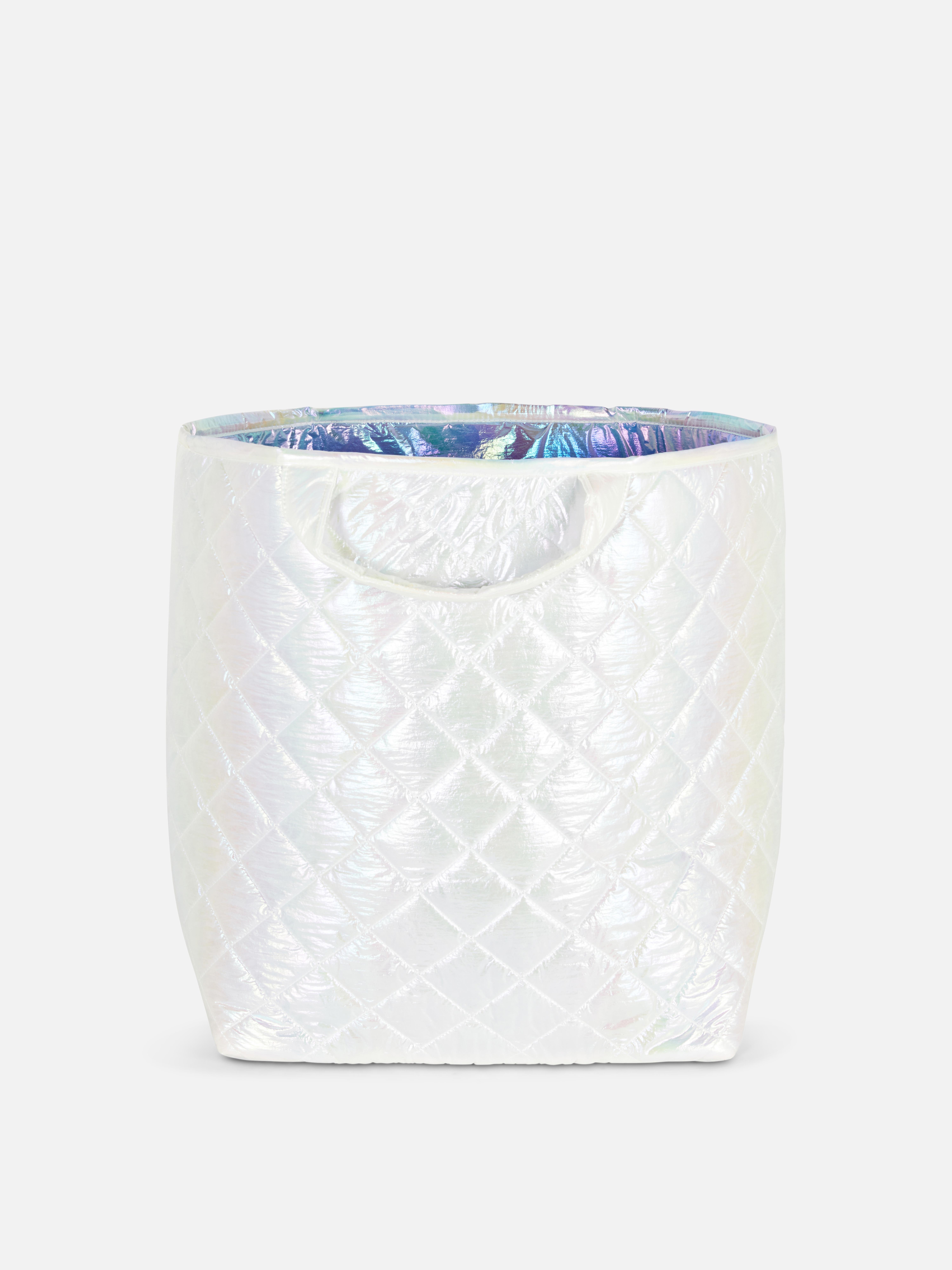 Doorgestikte metallic wasmand