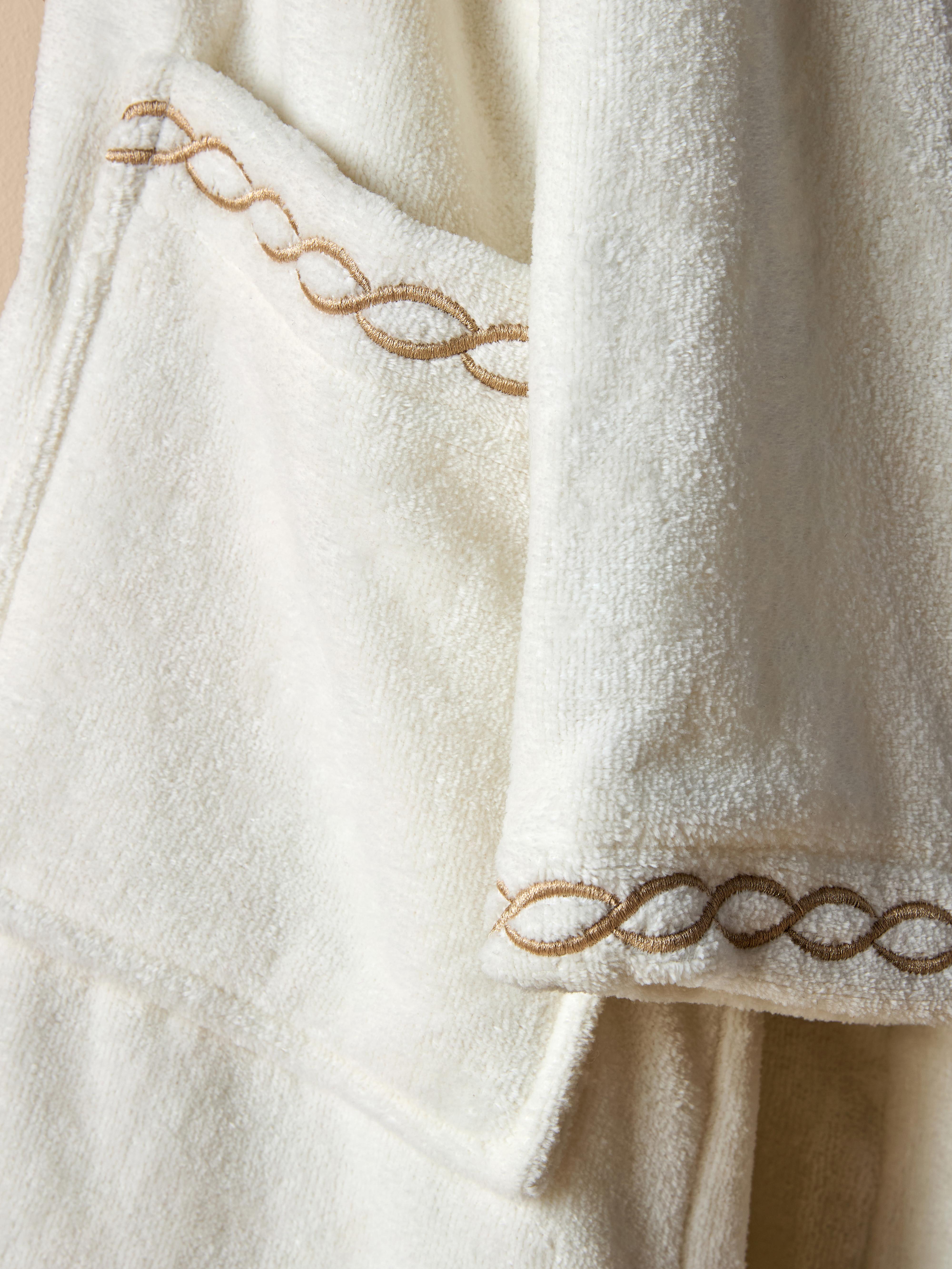 Peignoir de spa brodé The Edit